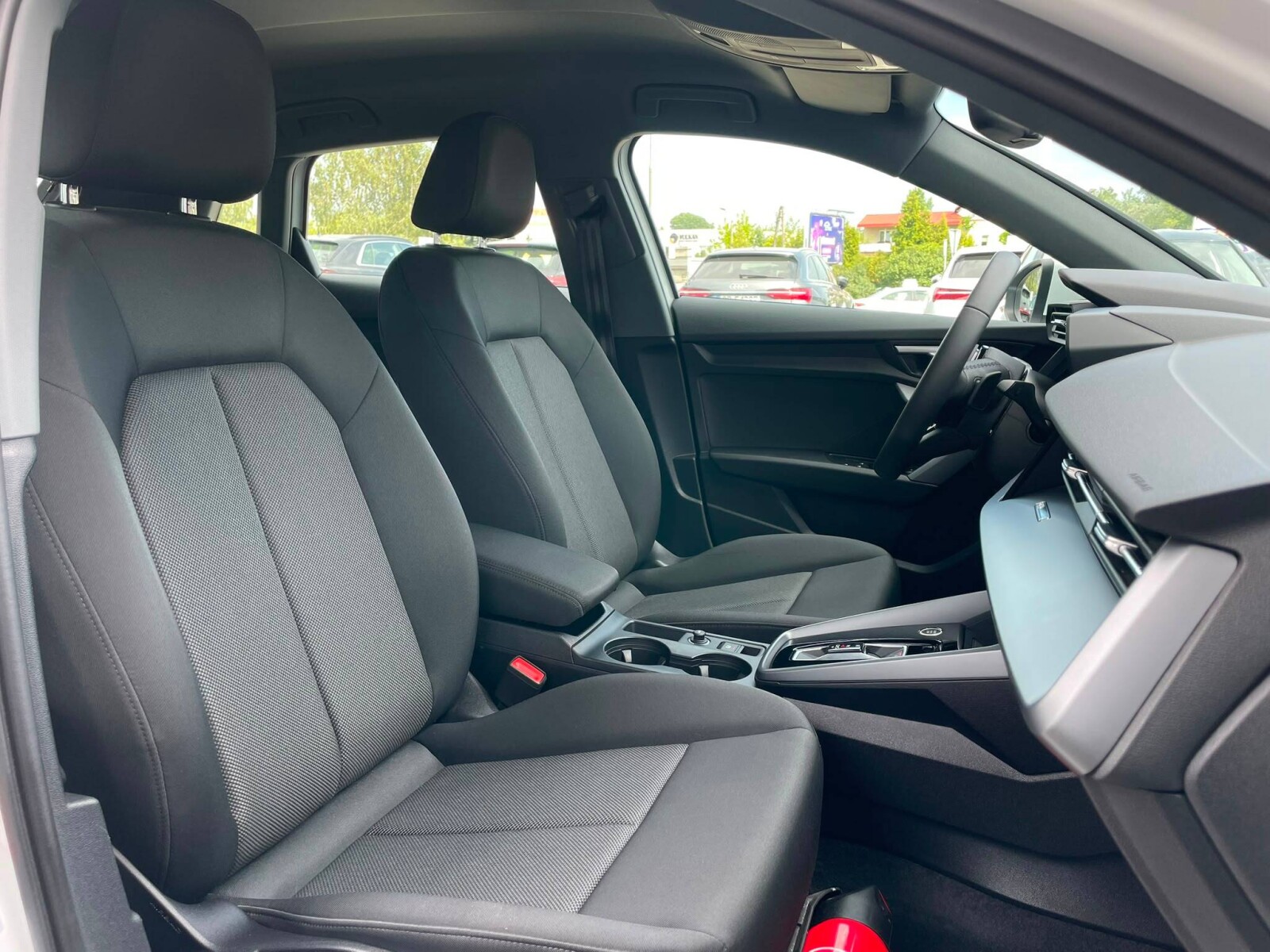 Audi A3 Sportback - zdjęcie 20