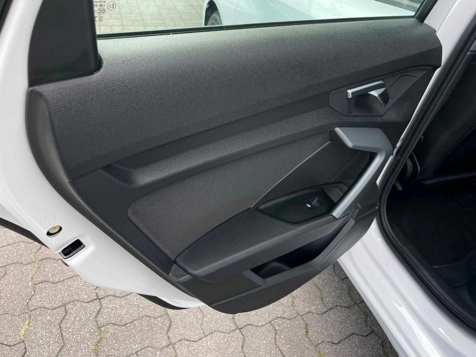 Audi A3 Sportback - zdjęcie 9