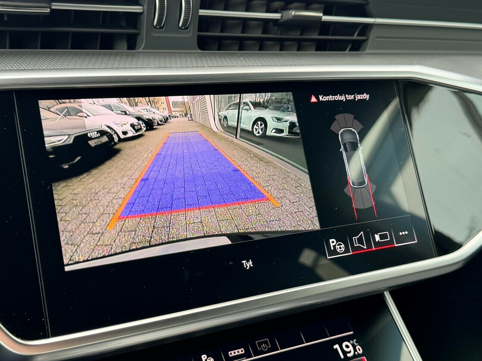 Audi A6 allroad - zdjęcie 27