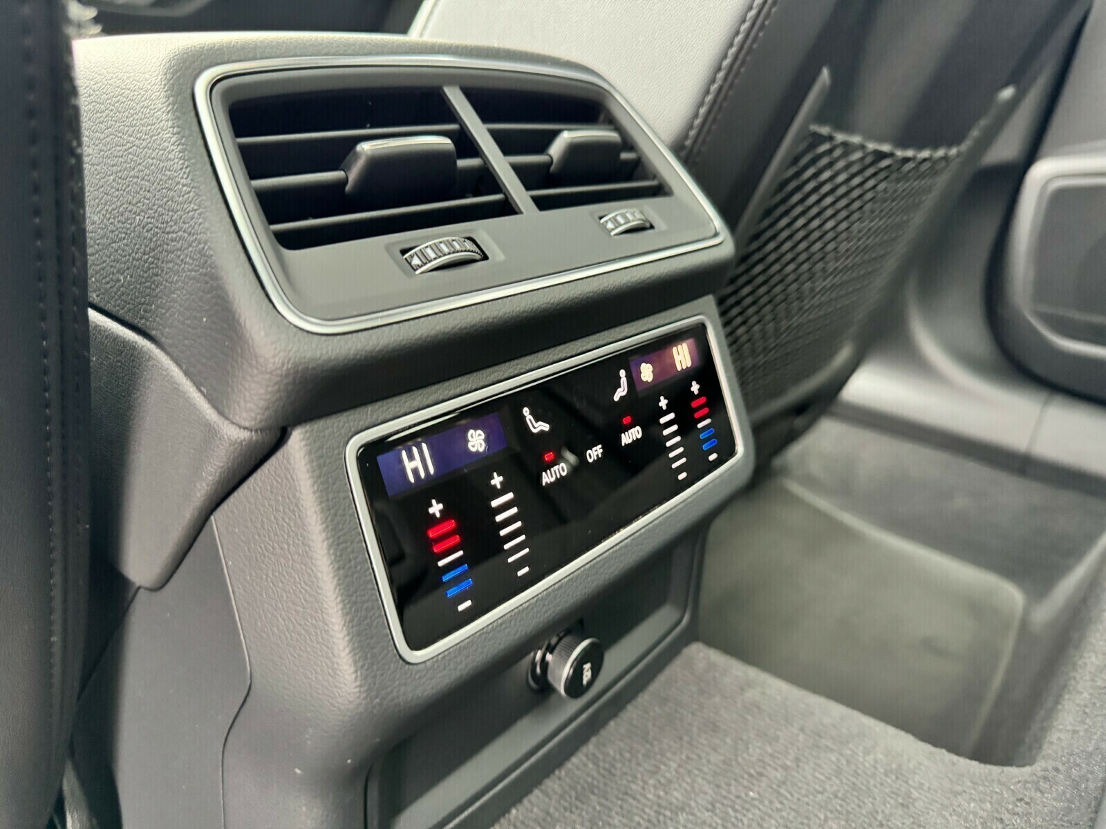 Audi A6 allroad - zdjęcie 40