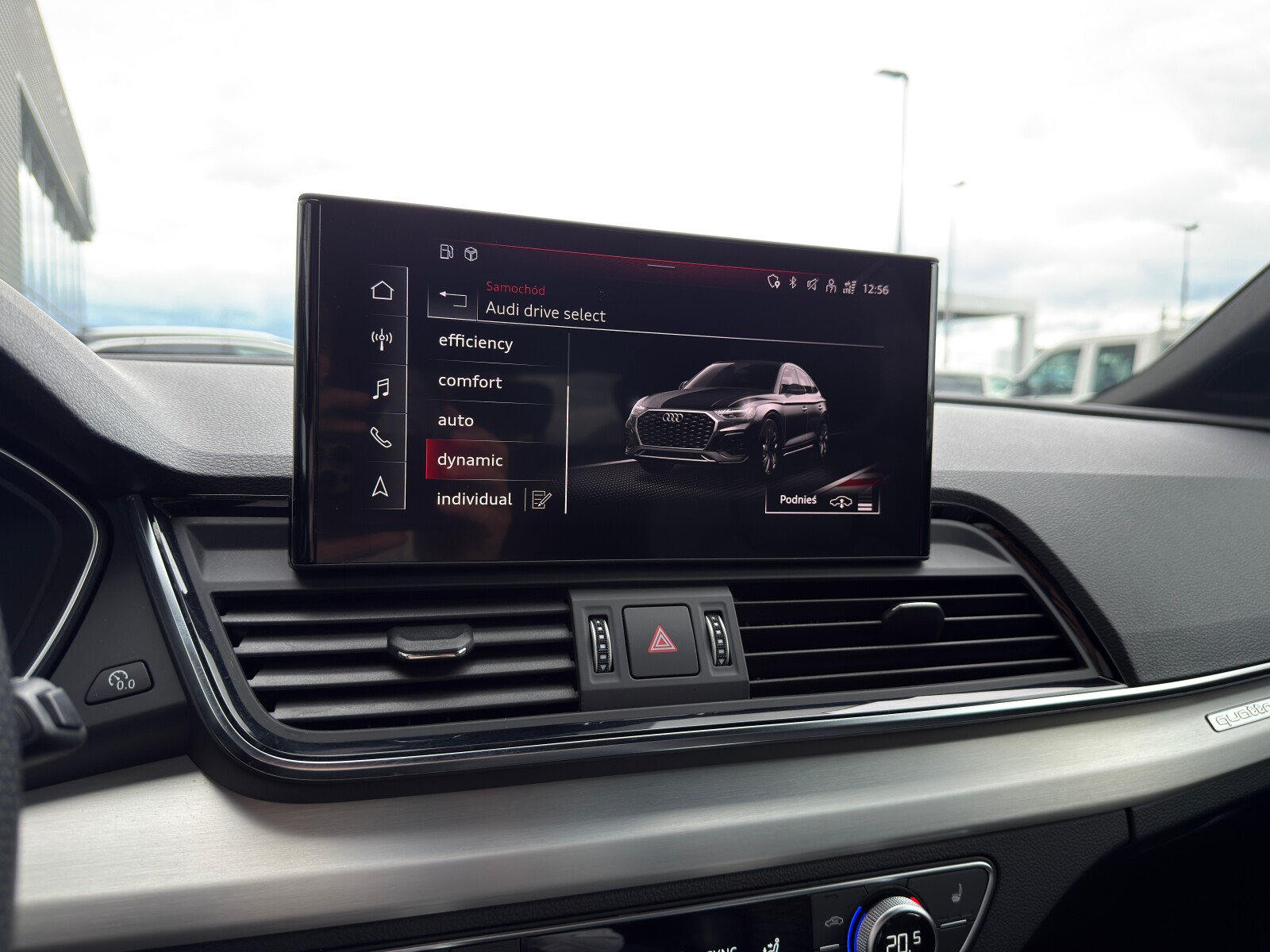 Audi Q5 Sportback - zdjęcie 34