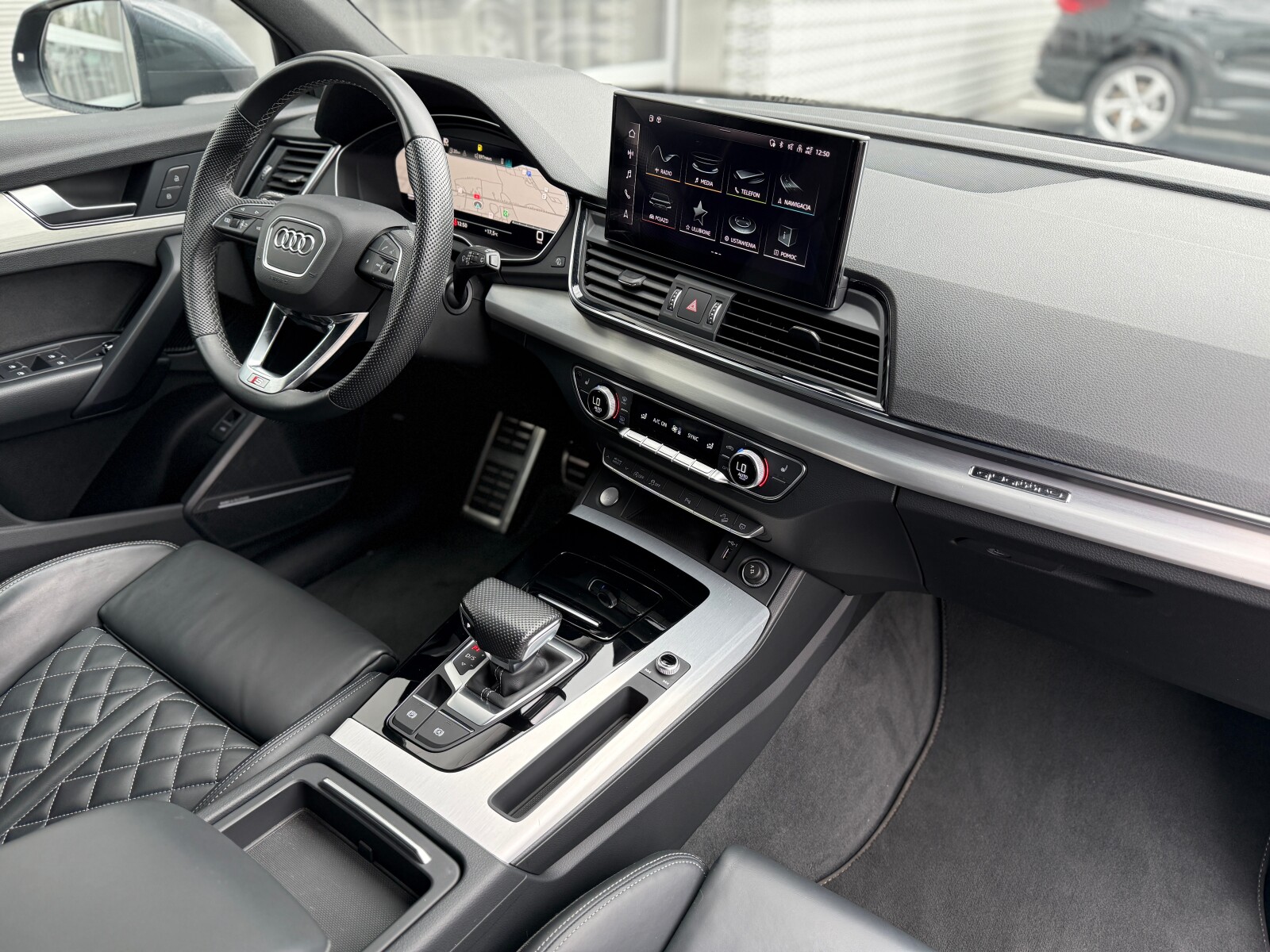 Audi Q5 Sportback - zdjęcie 25