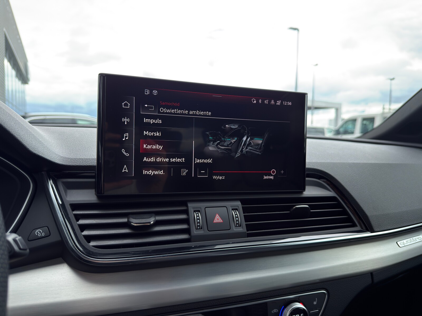 Audi Q5 Sportback - zdjęcie 35
