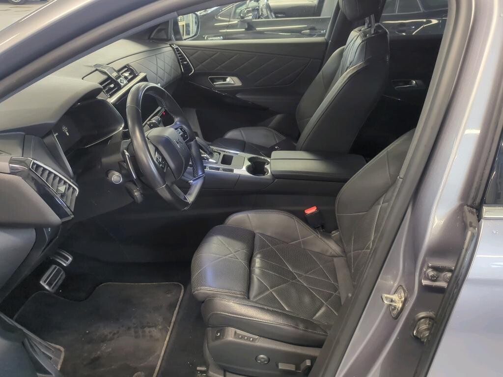 DS Automobiles DS 7 Crossback - zdjęcie 6