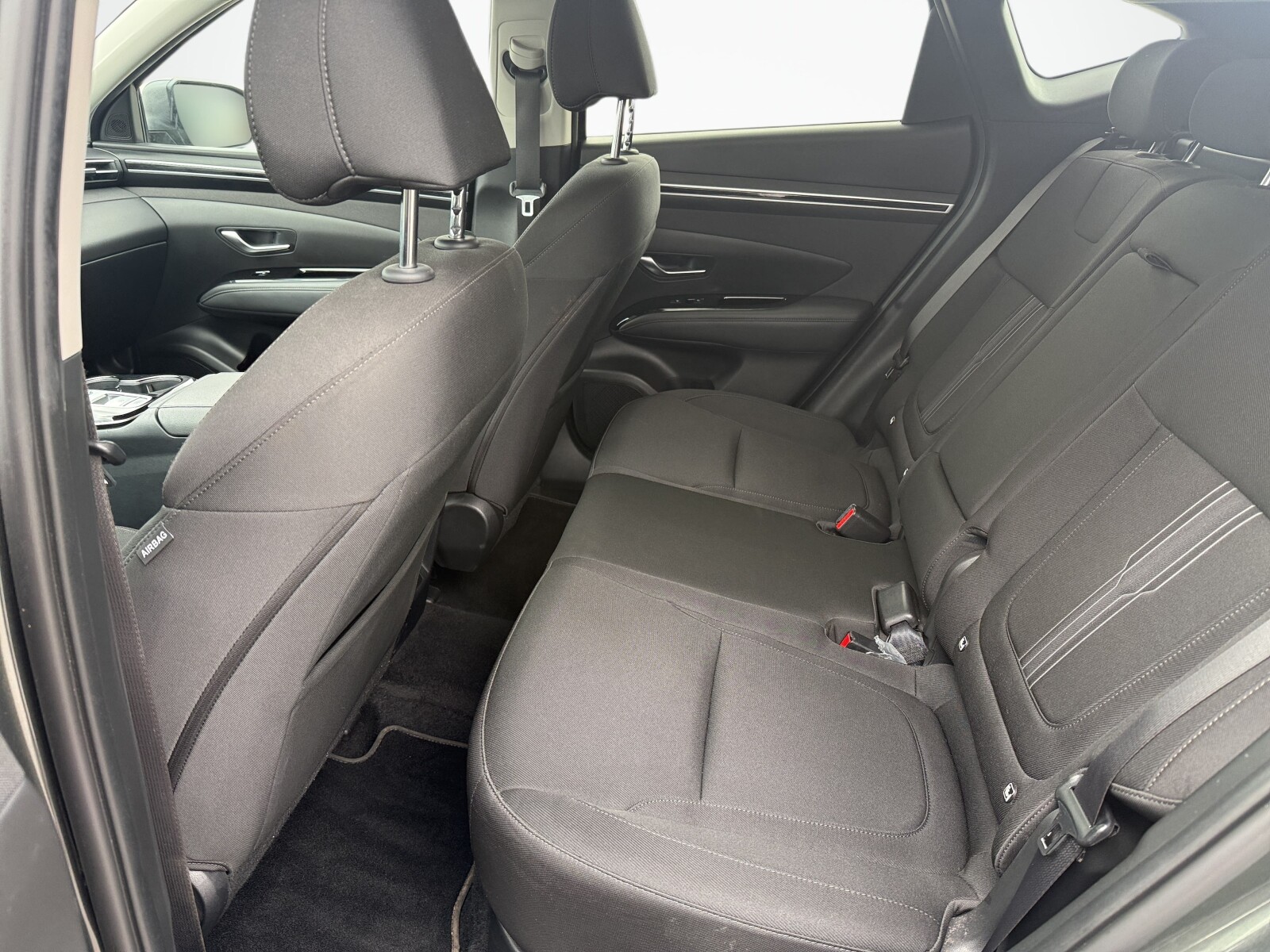 Hyundai Tucson - zdjęcie 11