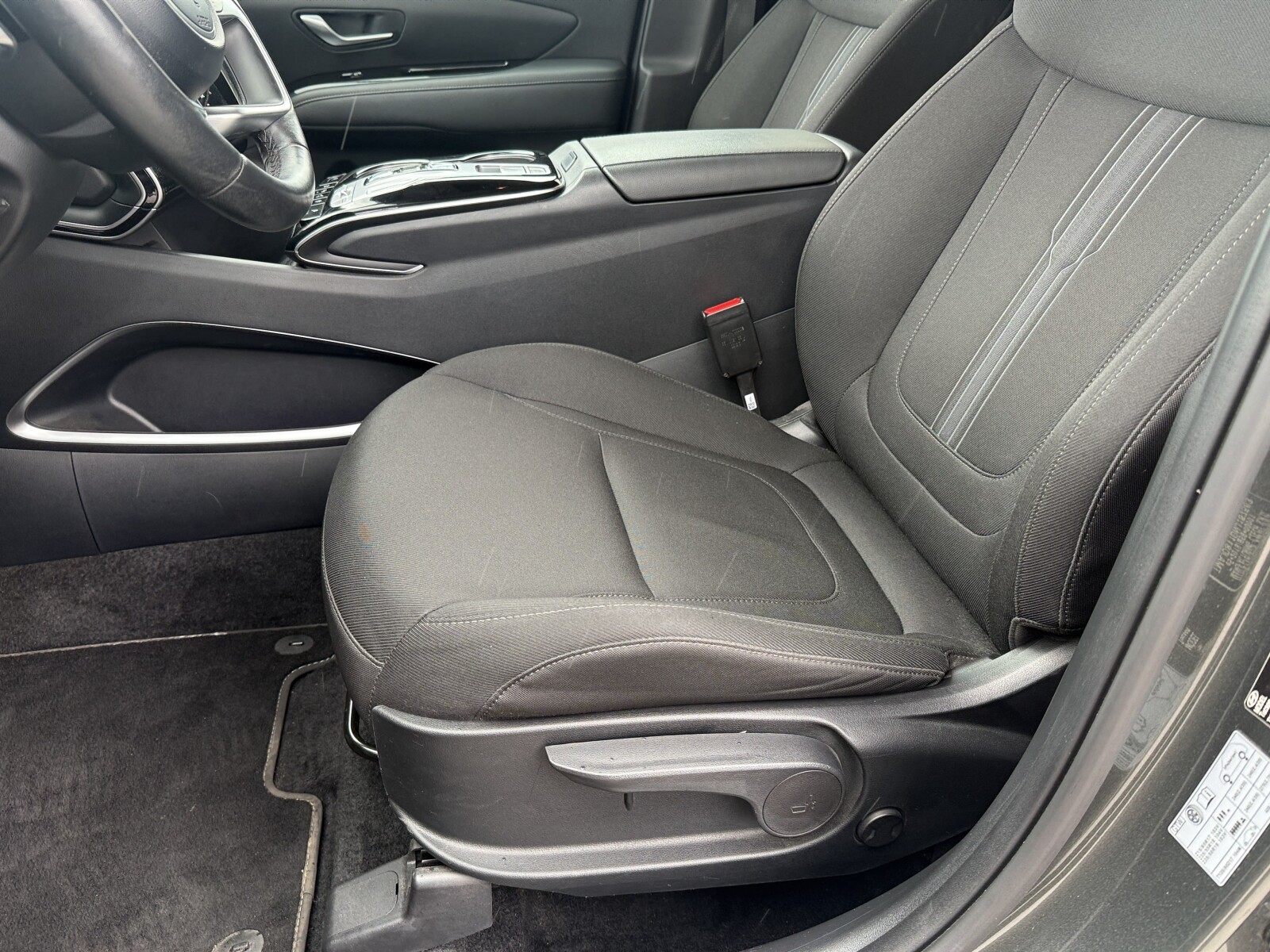 Hyundai Tucson - zdjęcie 35