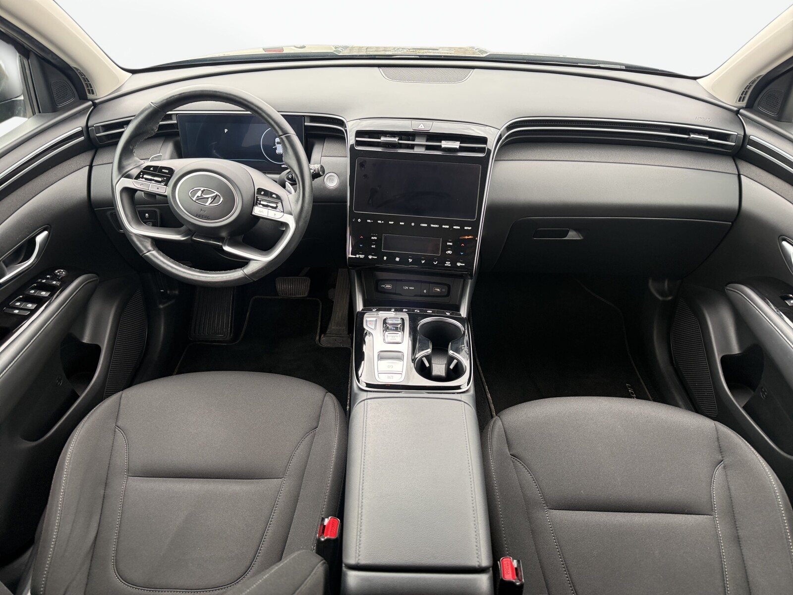 Hyundai Tucson - zdjęcie 10
