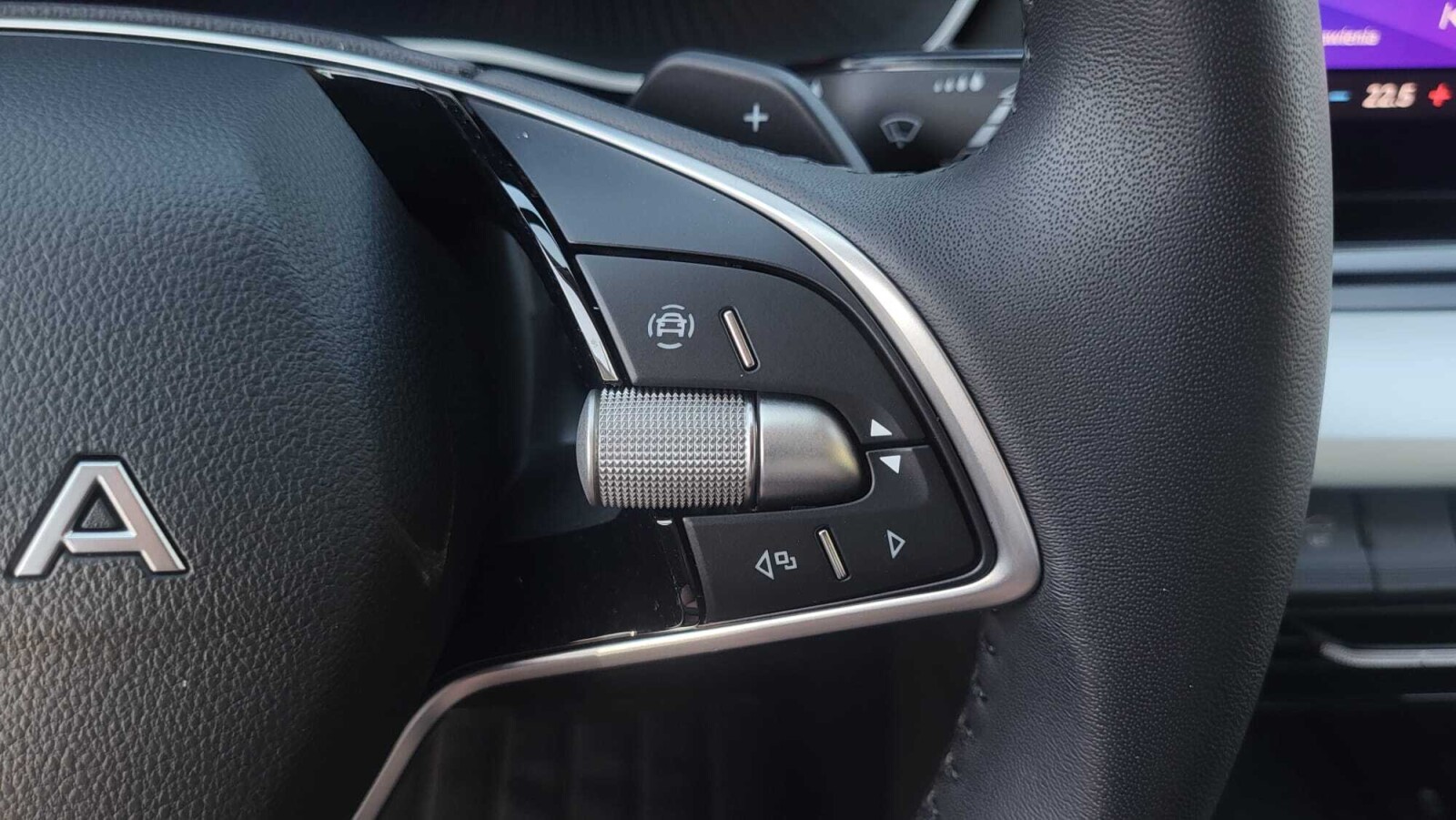 Škoda Octavia Combi - zdjęcie 22