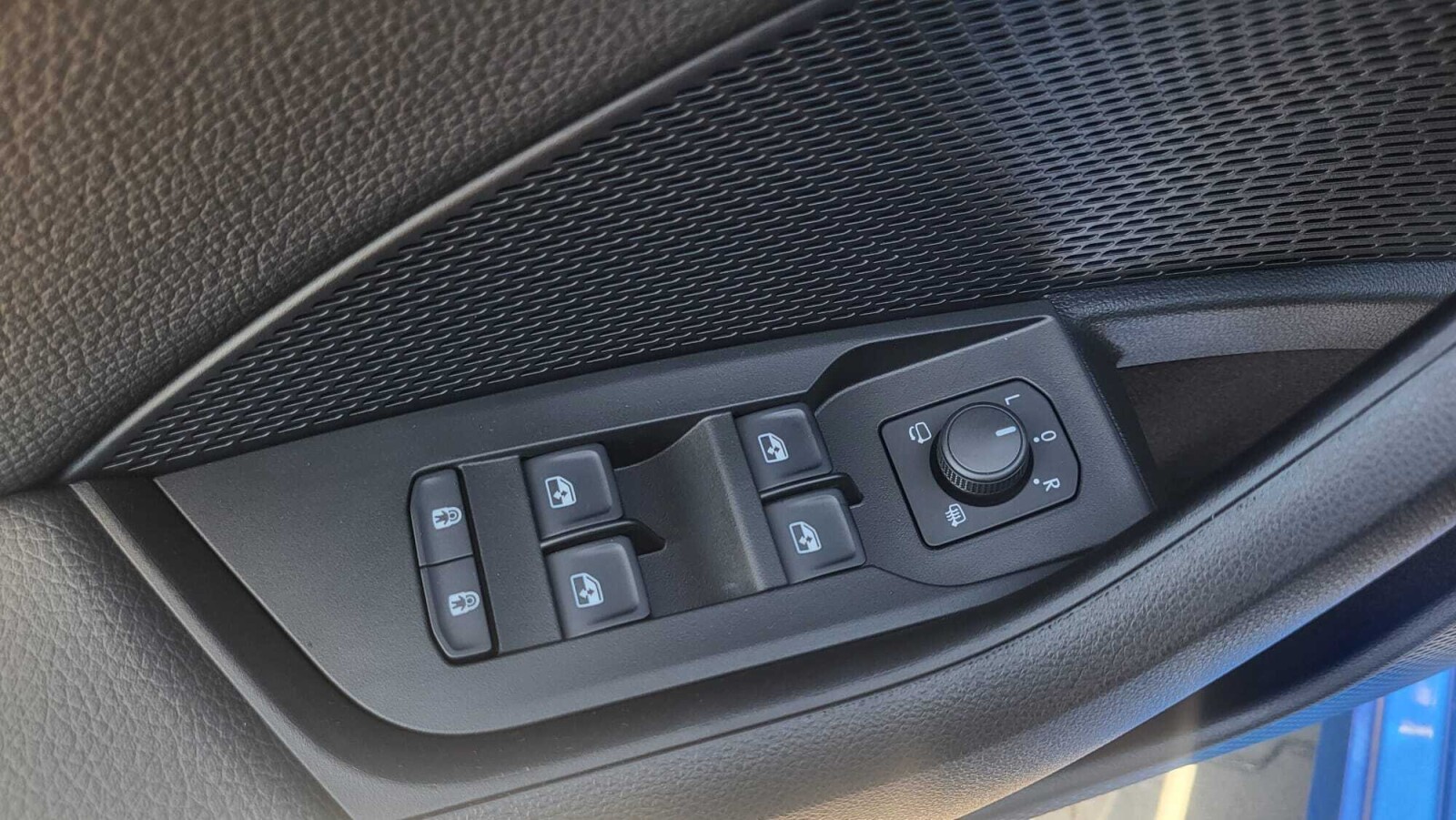 Škoda Octavia Combi - zdjęcie 17