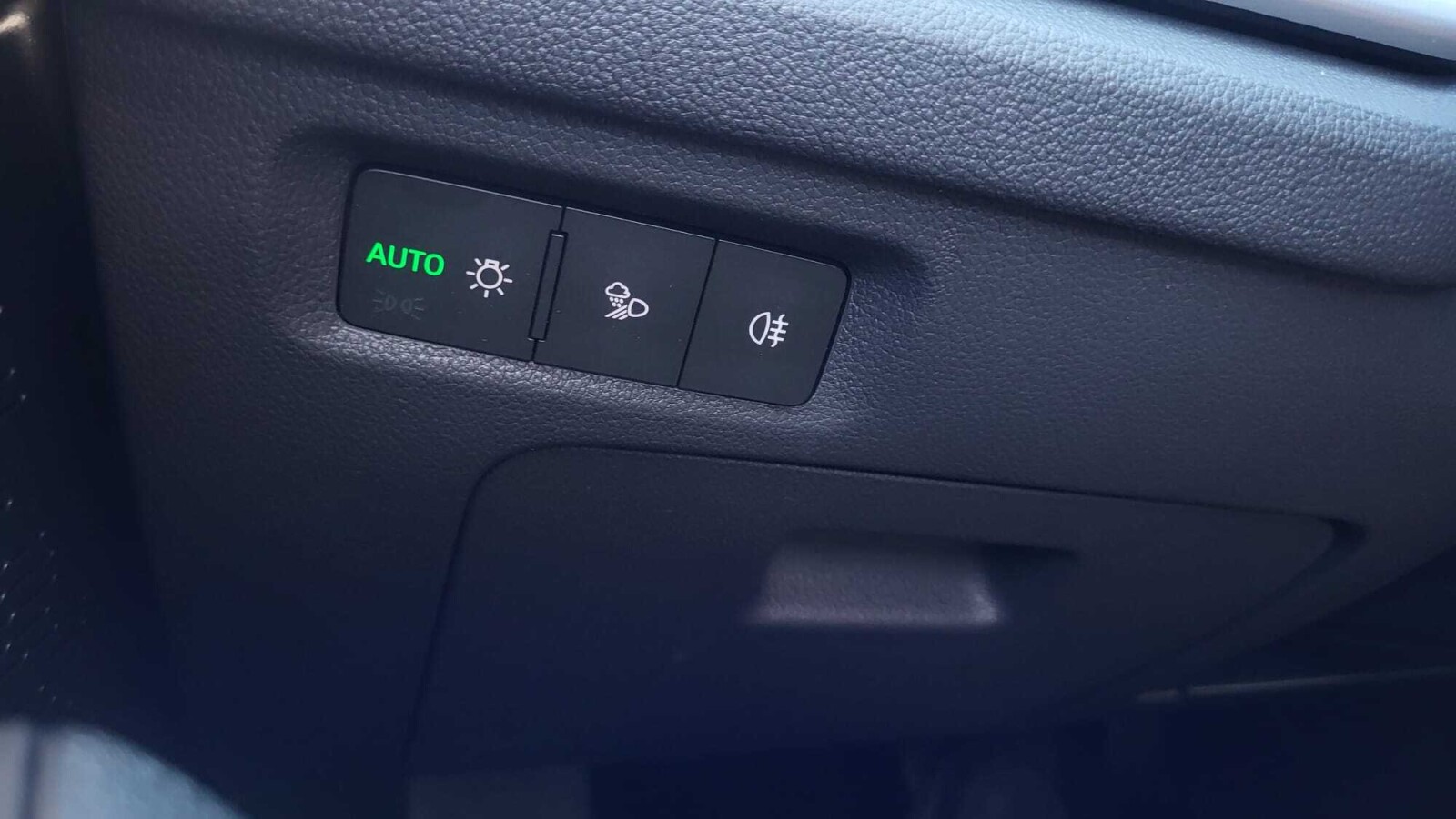 Škoda Octavia Combi - zdjęcie 18