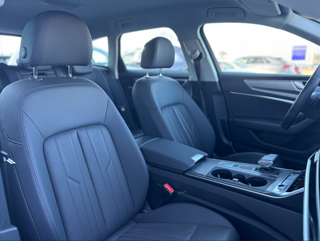 Audi A6 Avant - zdjęcie 23