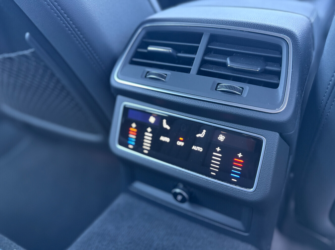 Audi A6 Avant - zdjęcie 24