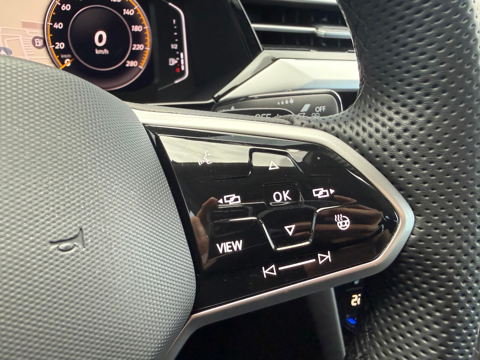 Volkswagen Arteon - zdjęcie 24