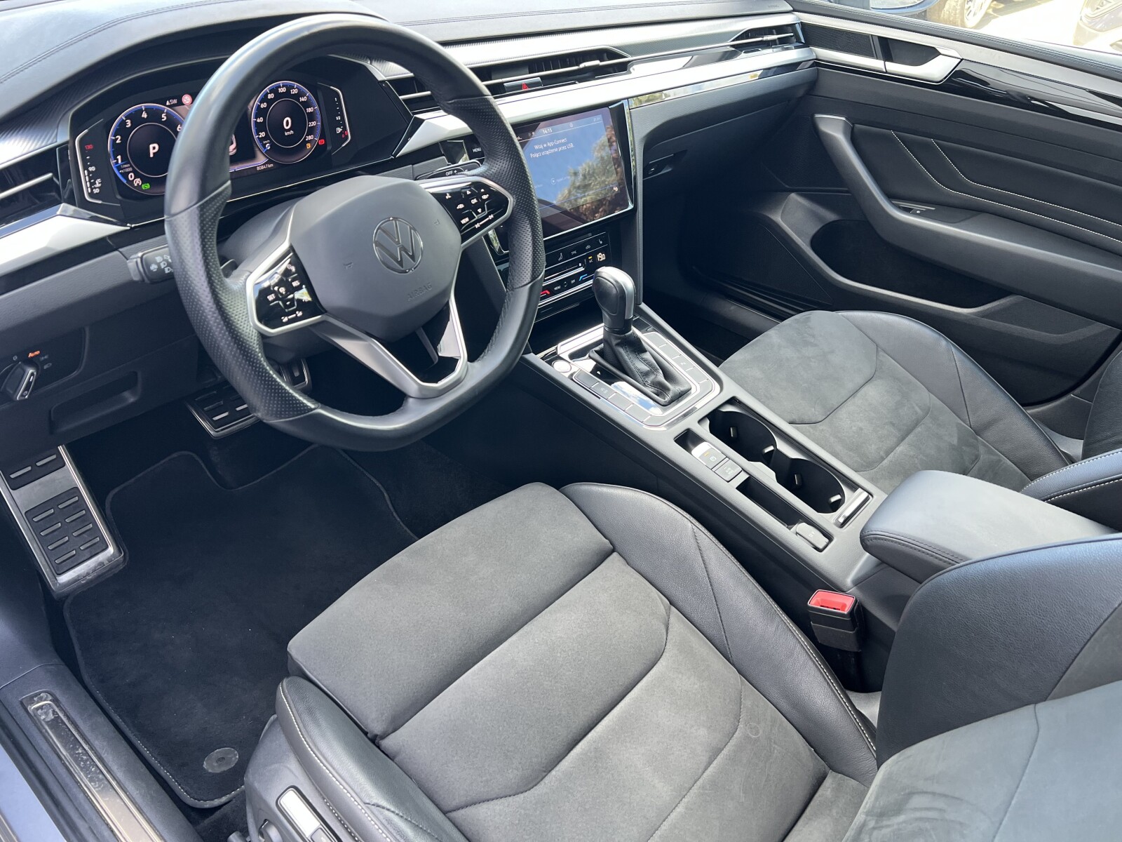 Volkswagen Arteon - zdjęcie 10