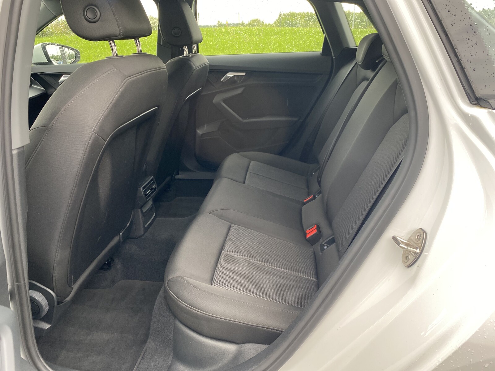 Audi A3 Sportback - zdjęcie 11