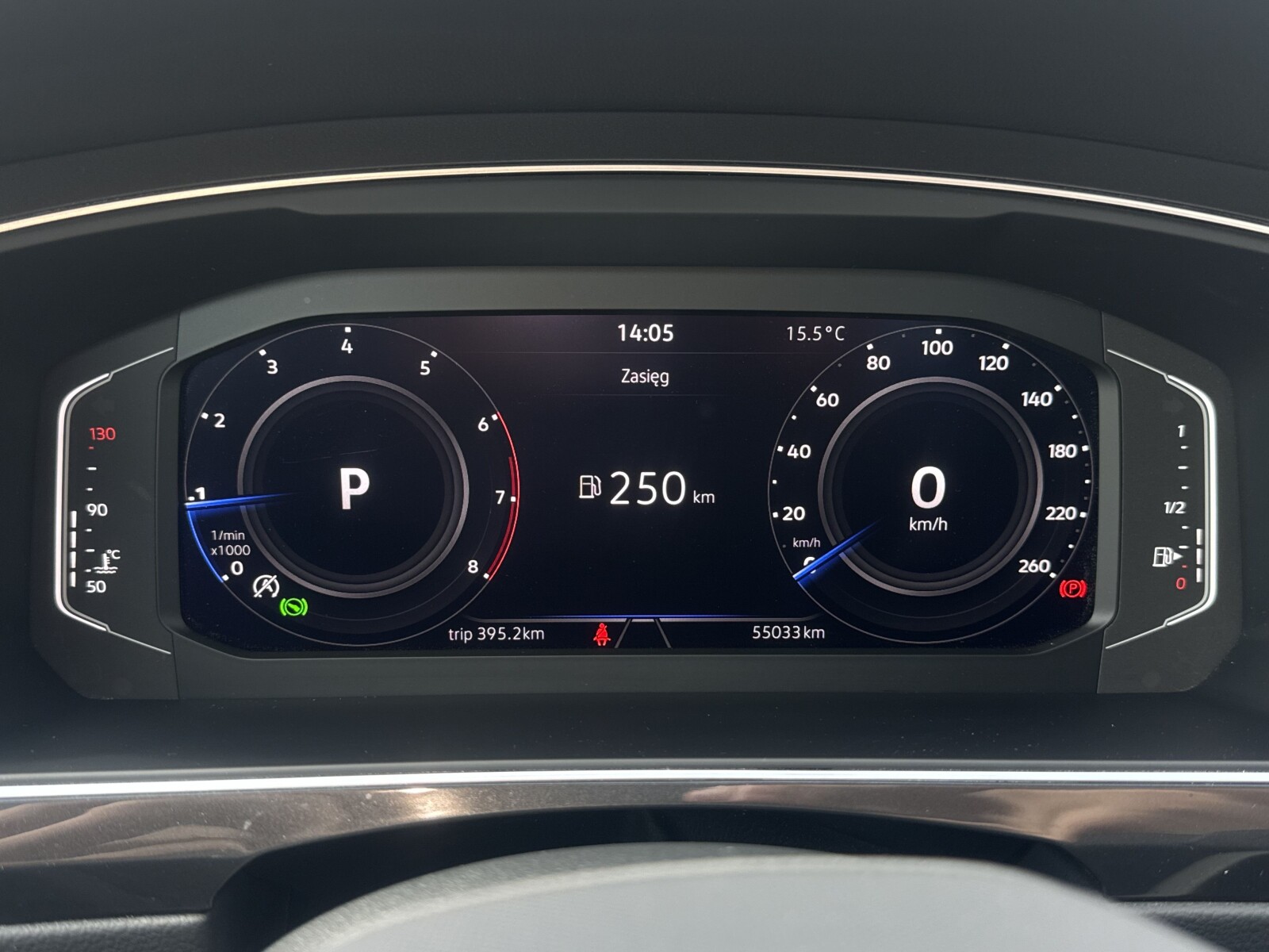Volkswagen Tiguan - zdjęcie 16