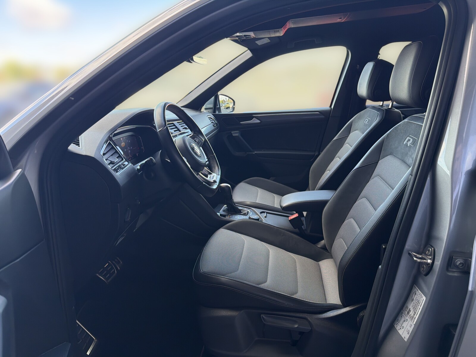 Volkswagen Tiguan Allspace - zdjęcie 13