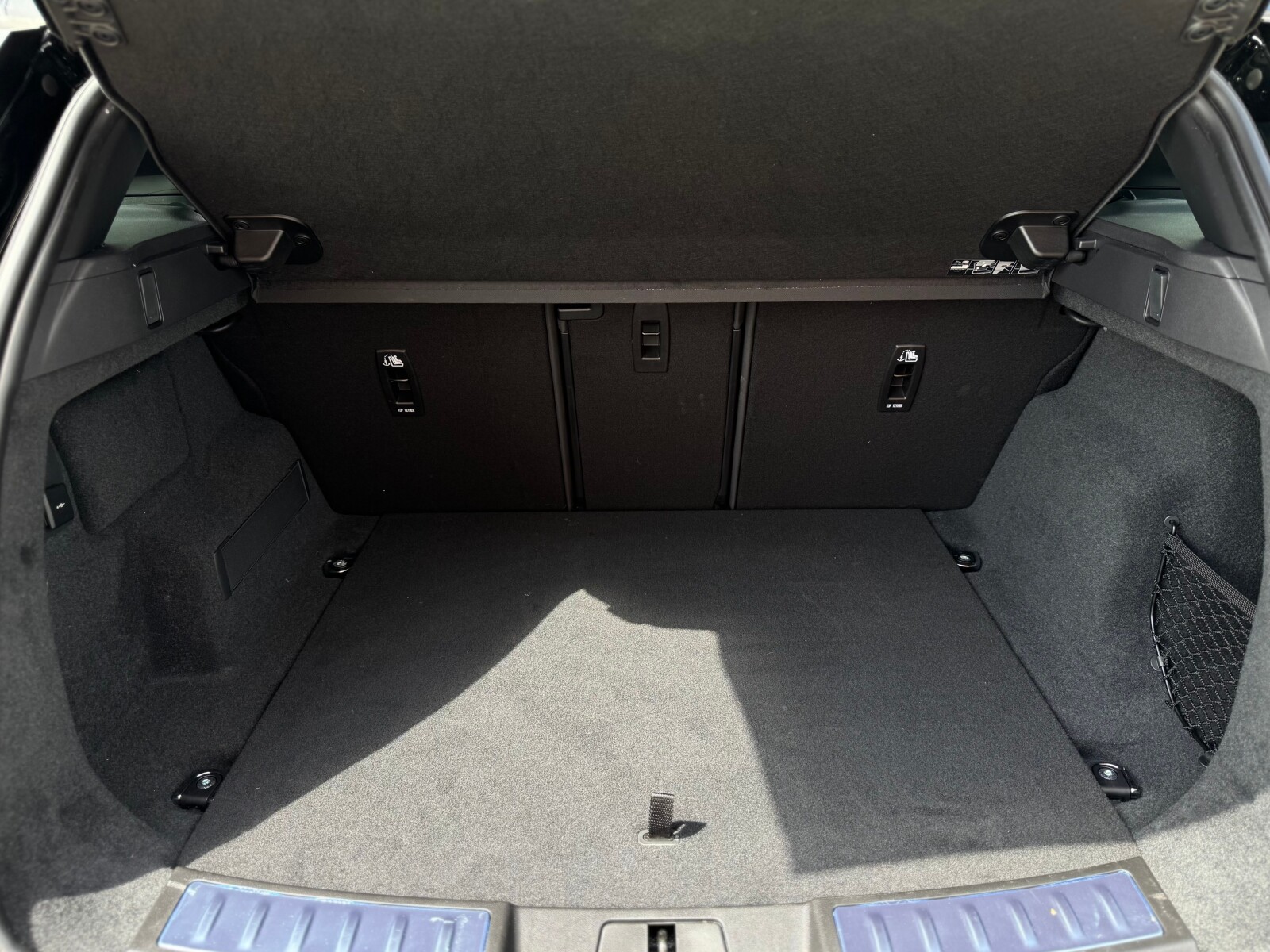 Land Rover Range Rover Evoque - zdjęcie 28