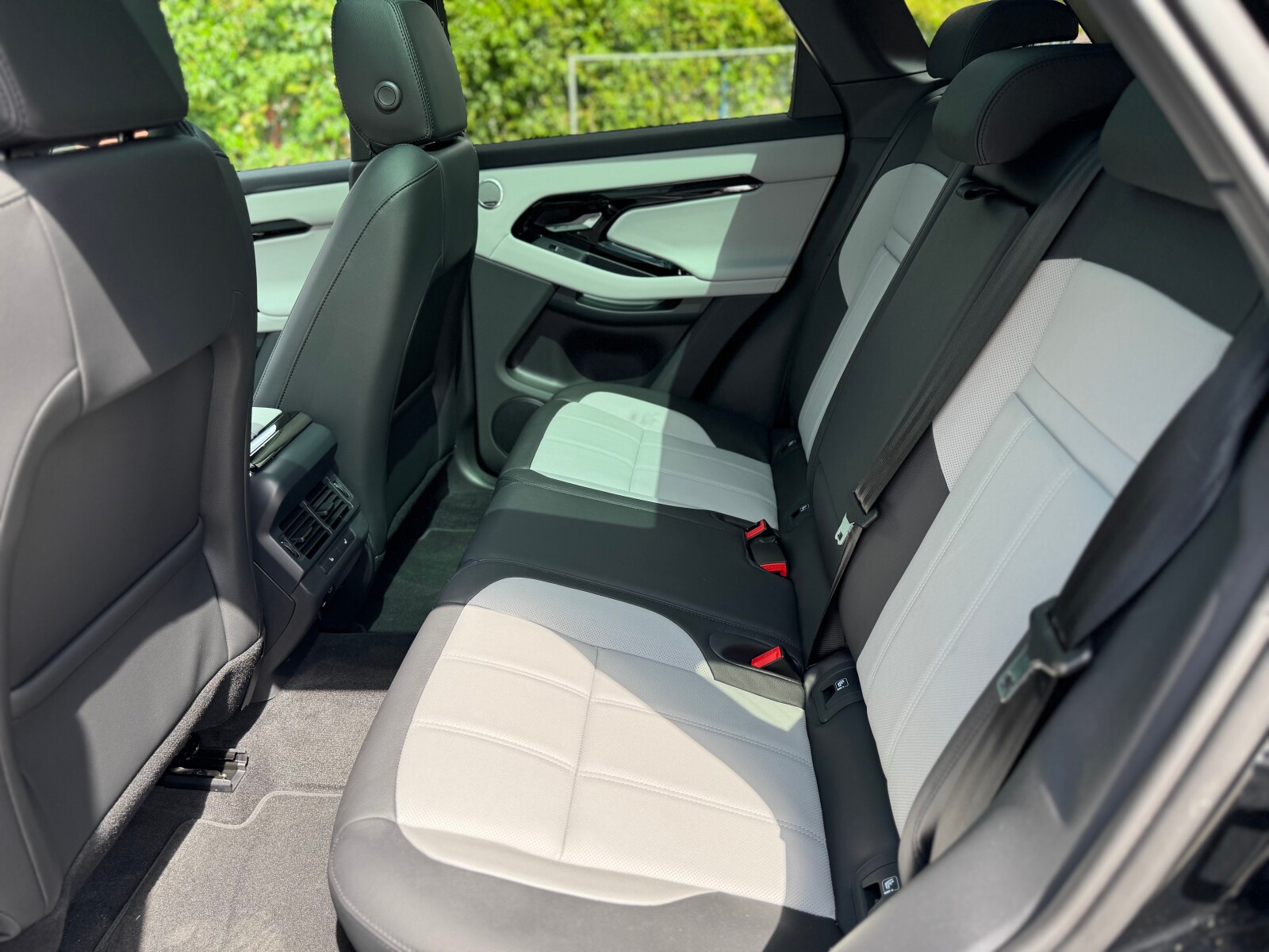 Land Rover Range Rover Evoque - zdjęcie 22
