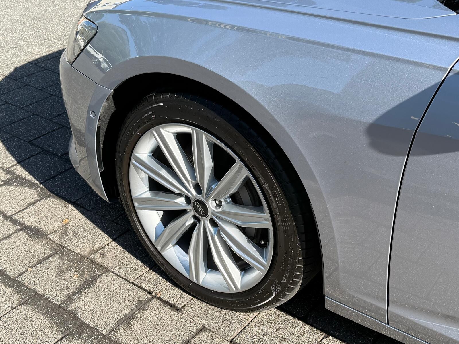 Audi A6 Avant - zdjęcie 10