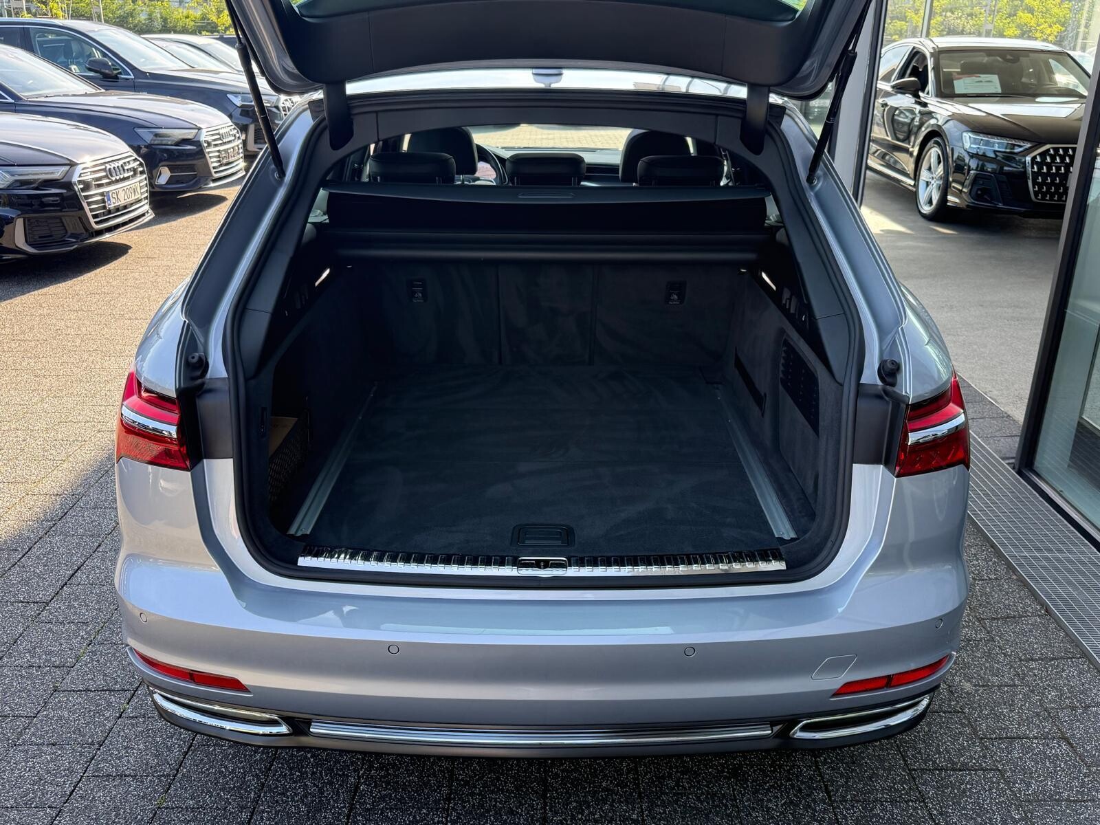 Audi A6 Avant - zdjęcie 19