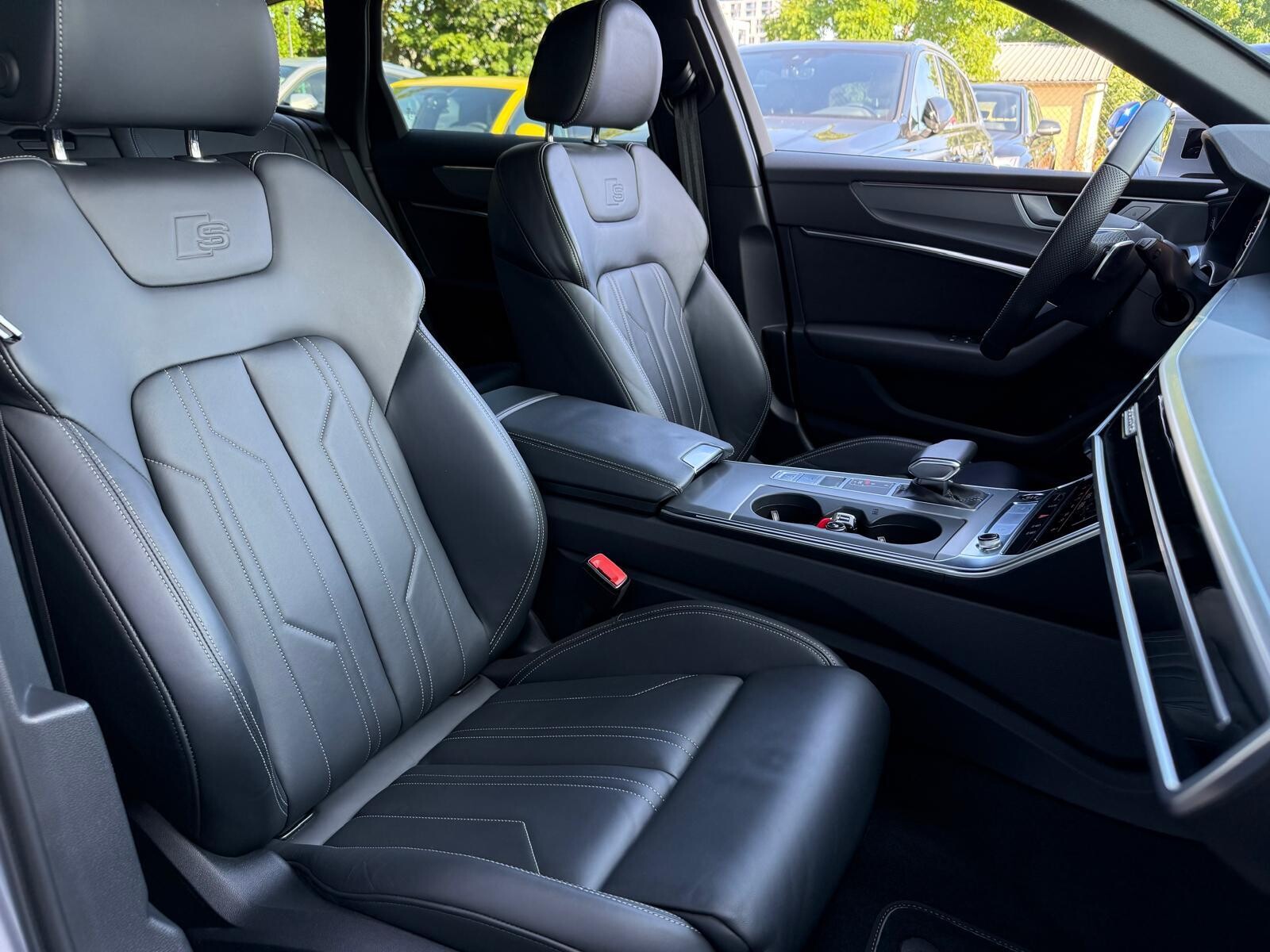 Audi A6 Avant - zdjęcie 23