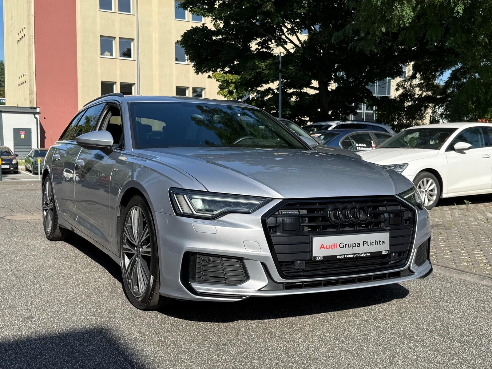 Audi A6 Avant - zdjęcie 9