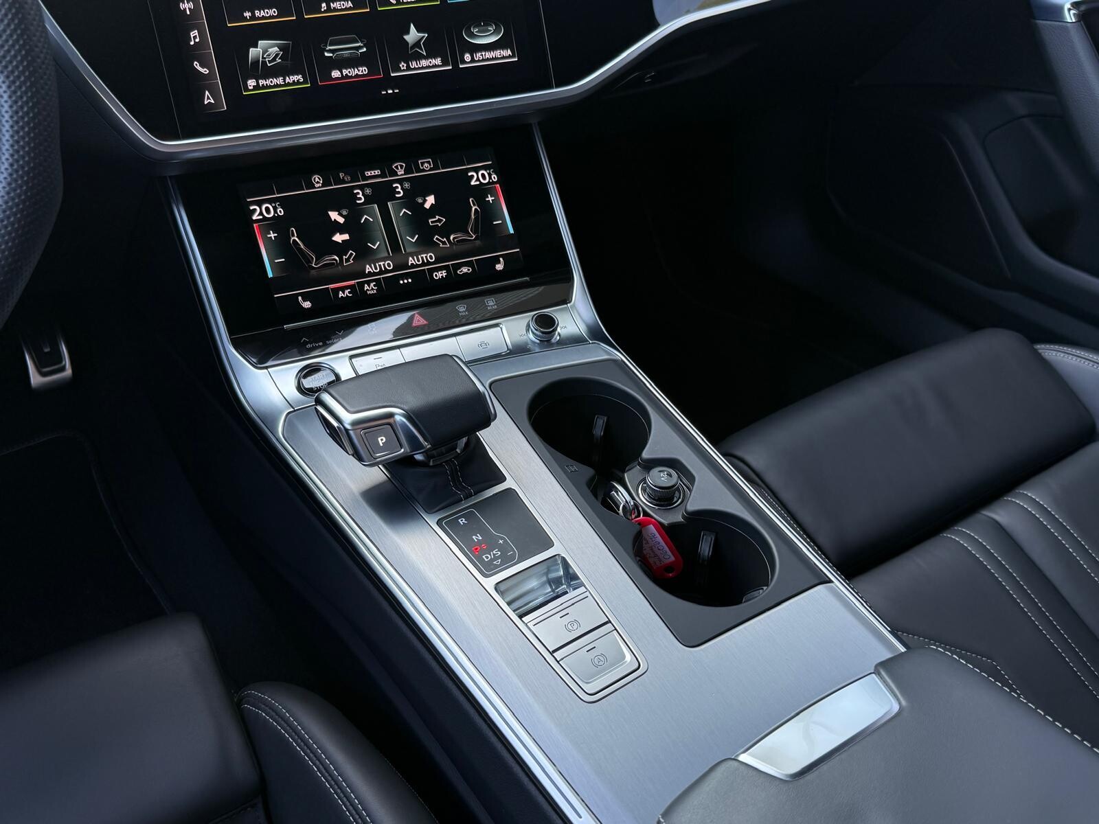 Audi A6 Avant - zdjęcie 25