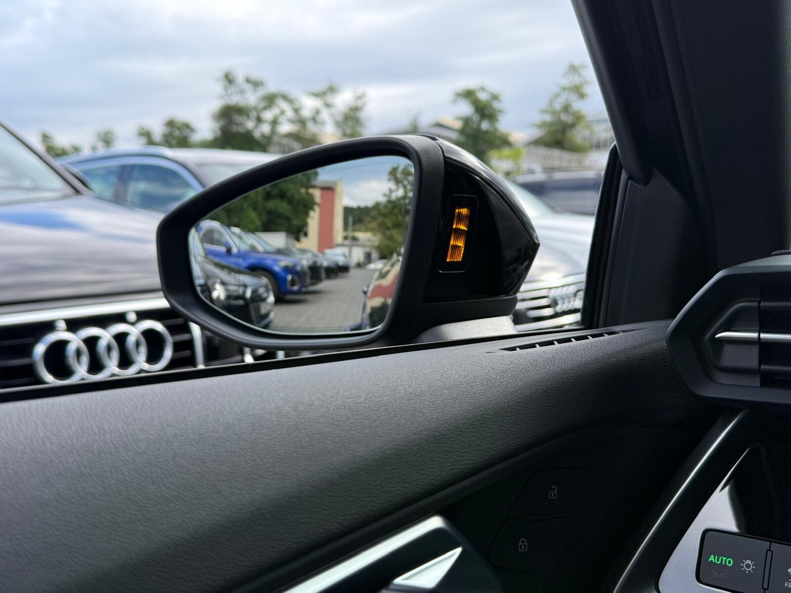 Audi S3 Limousine - zdjęcie 38