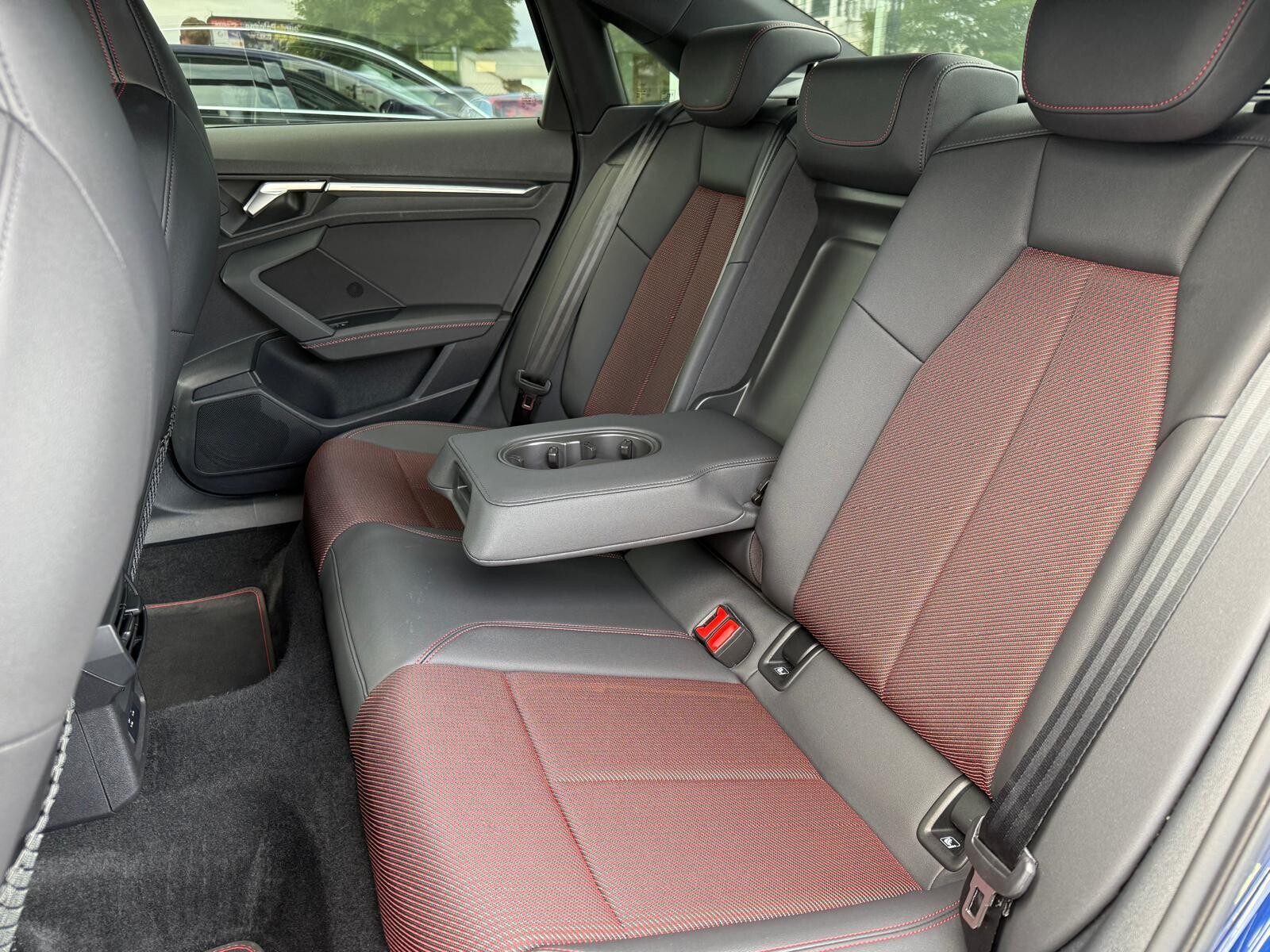 Audi S3 Limousine - zdjęcie 21