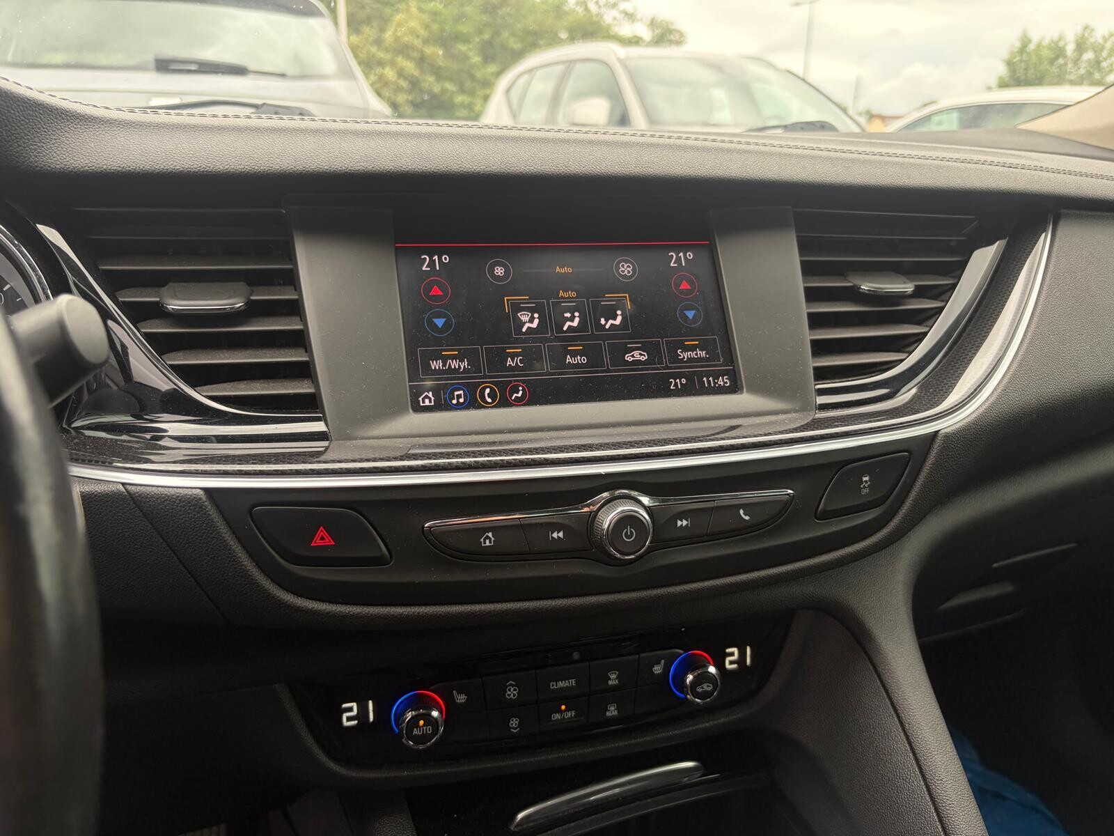 Opel Insignia - zdjęcie 18