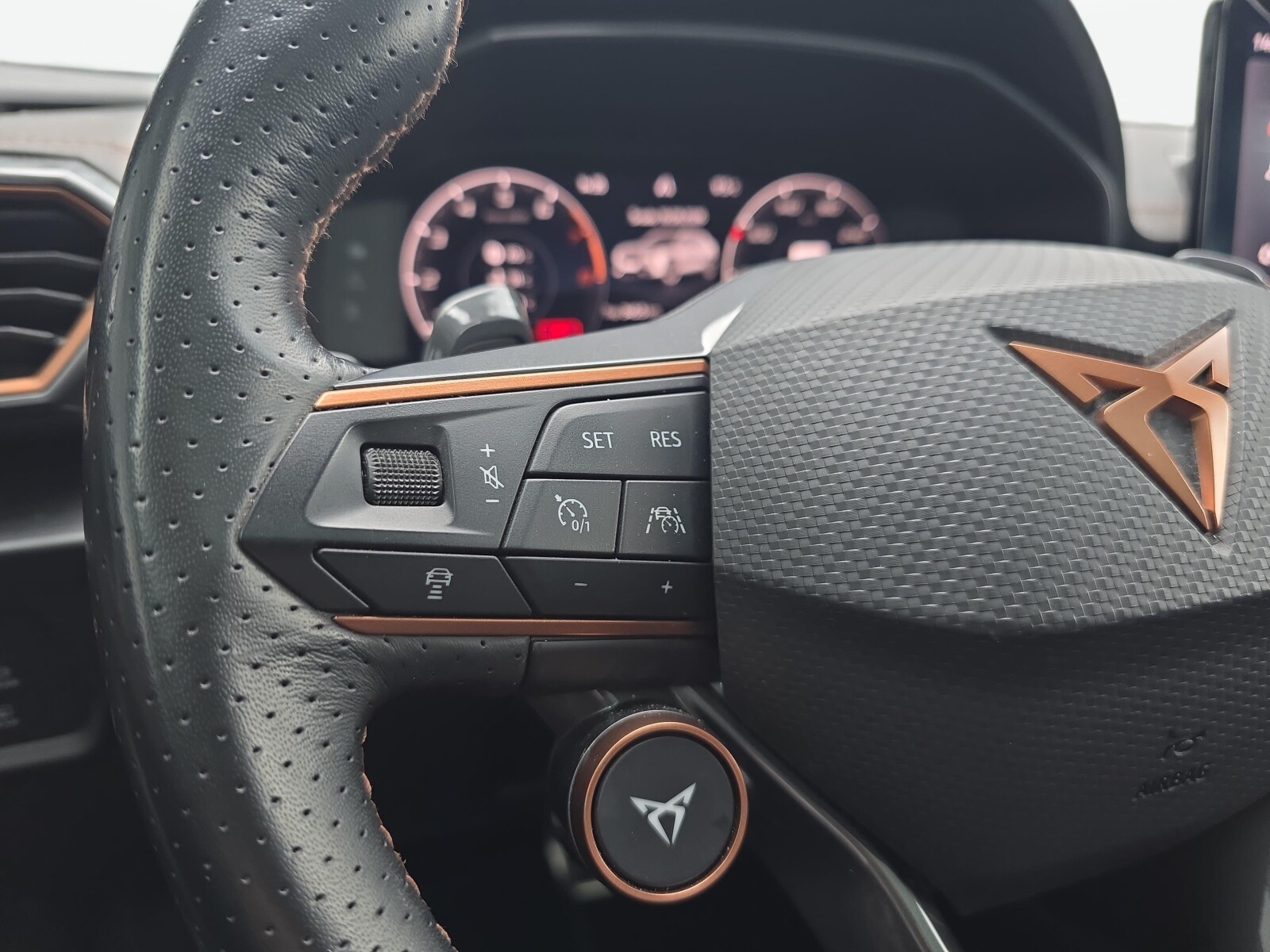Cupra Formentor - zdjęcie 14
