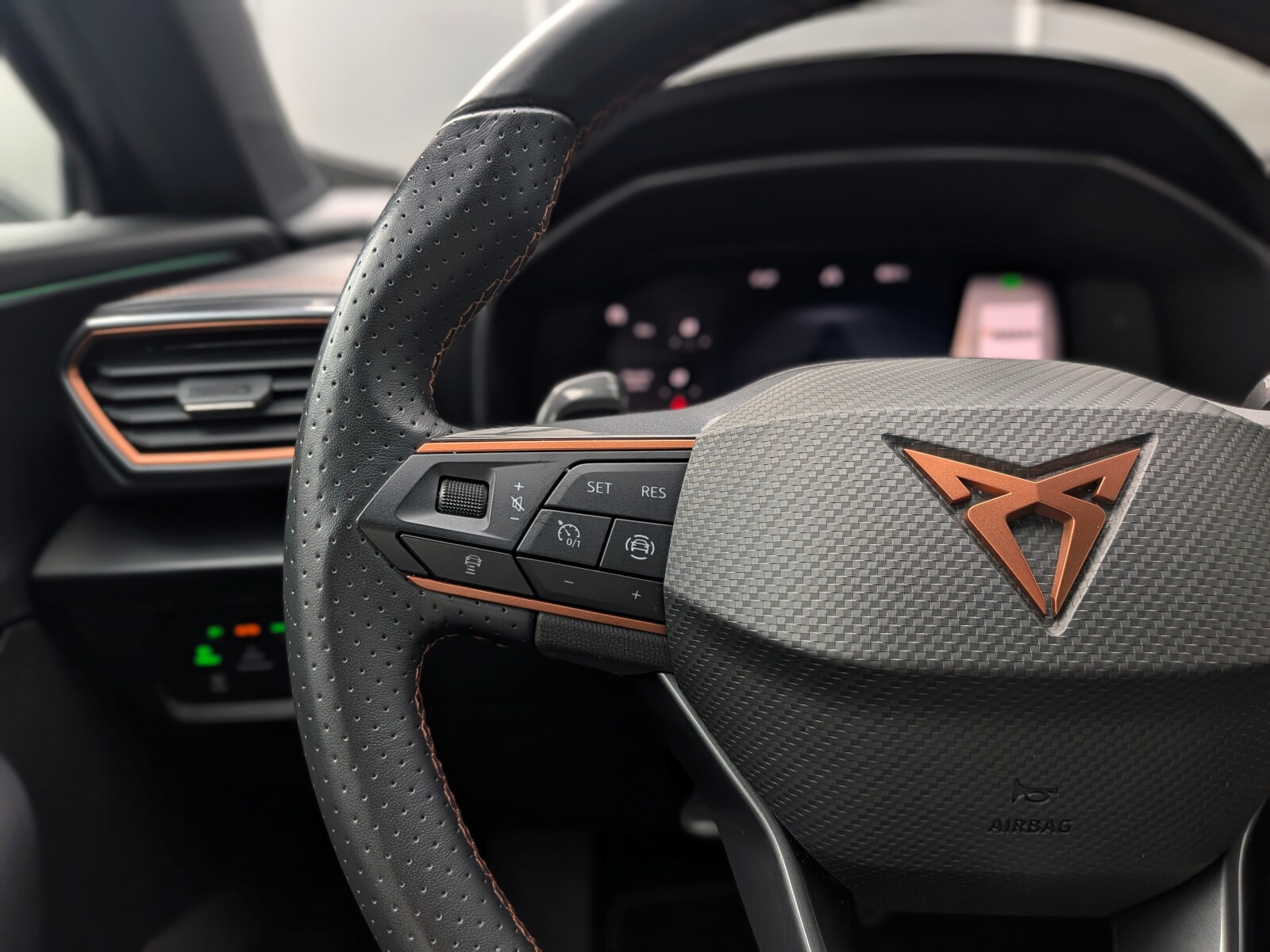Cupra Formentor - zdjęcie 19