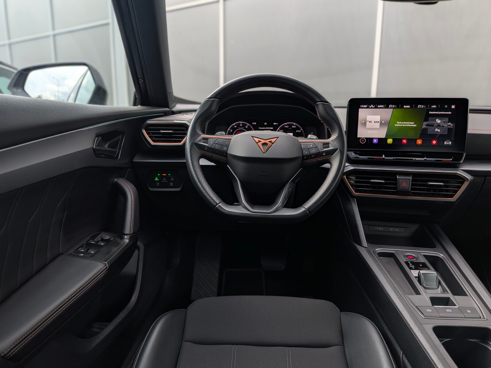 Cupra Formentor - zdjęcie 17
