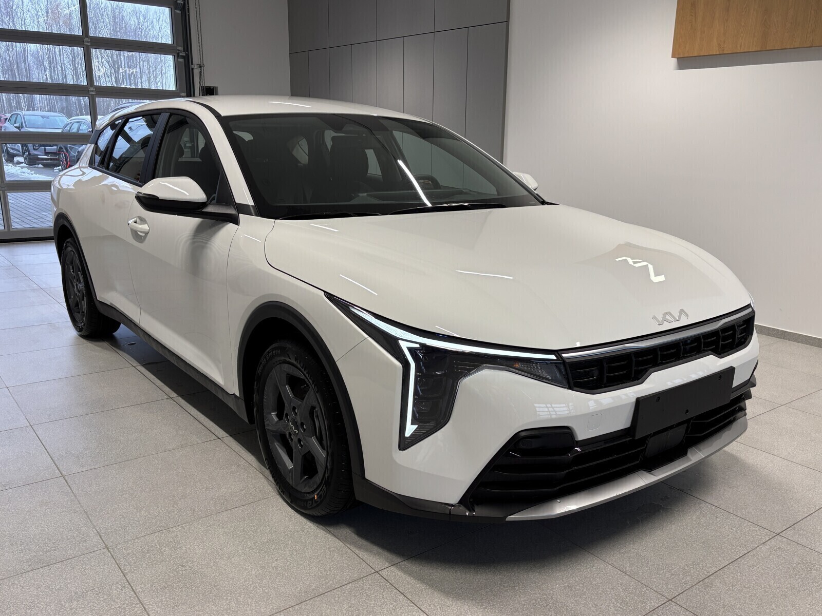 Kia K4