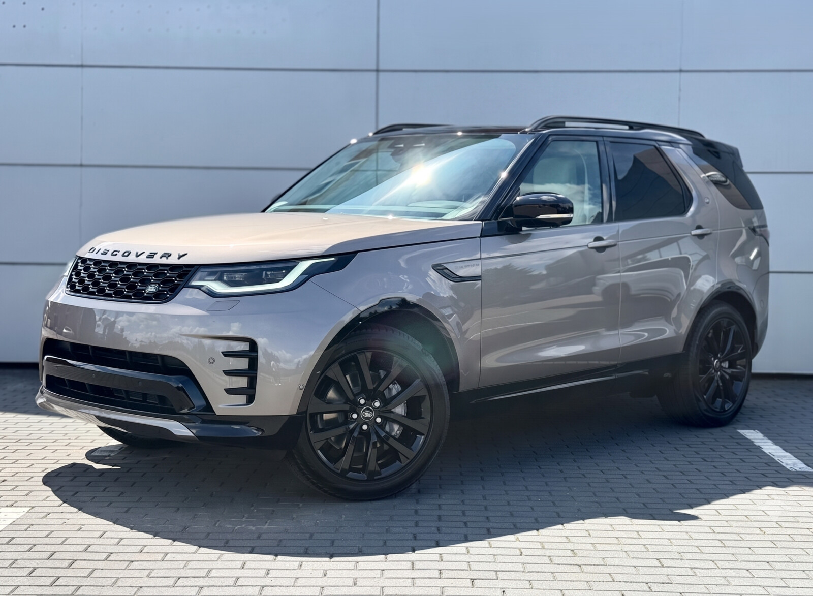 Discovery MY26 3.0D I6 249 PS AWD Auto Dynamic SE