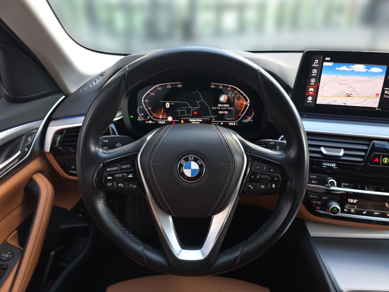 BMW 520 - zdjęcie 13