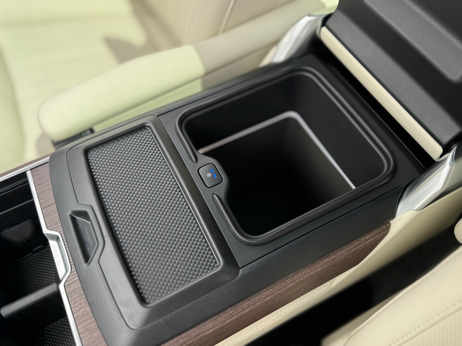 Land Rover Range Rover - zdjęcie 18