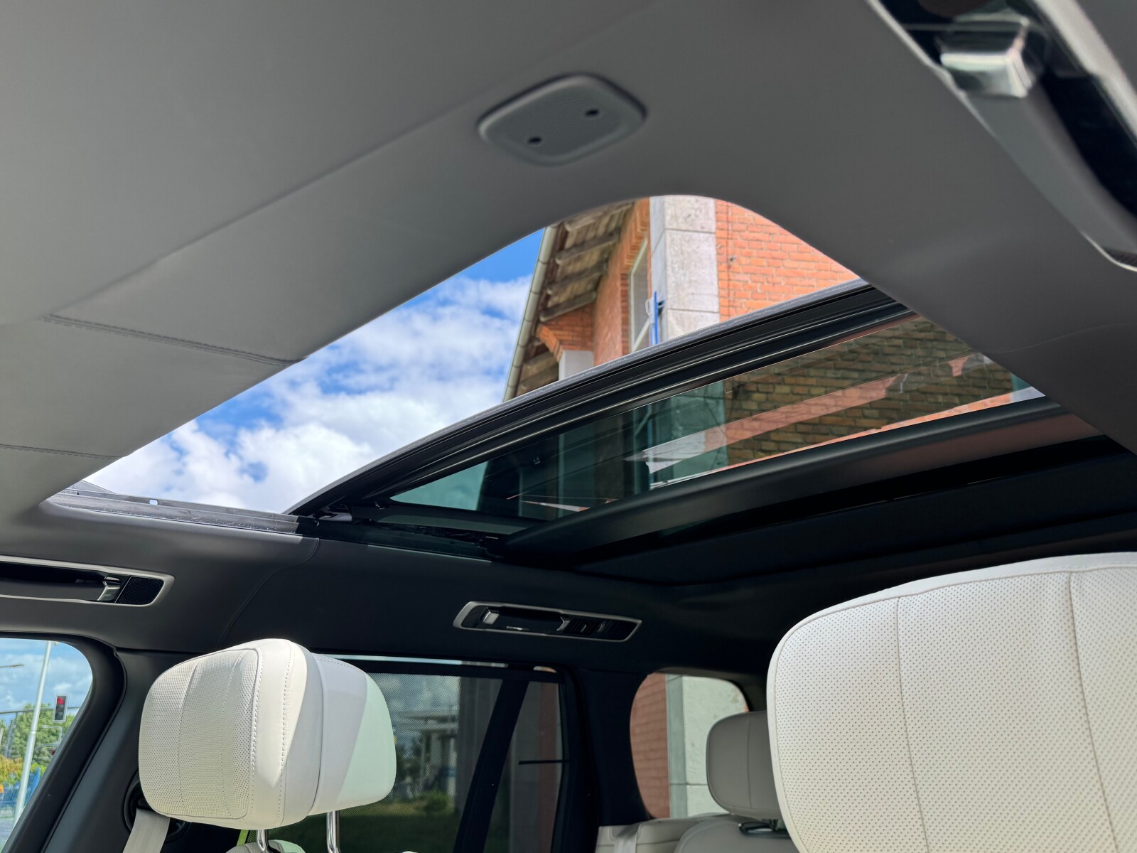 Land Rover Range Rover - zdjęcie 34