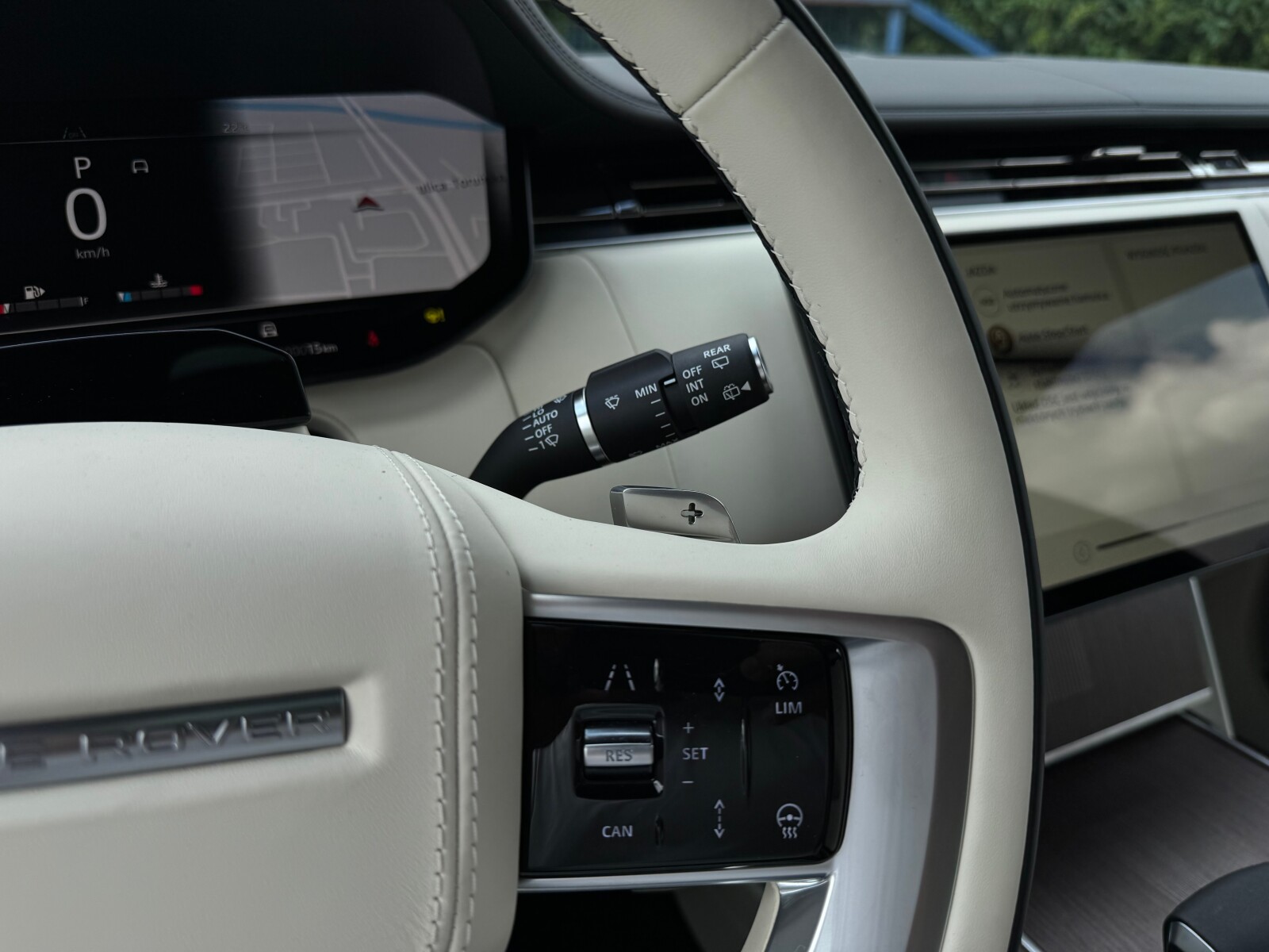 Land Rover Range Rover - zdjęcie 12