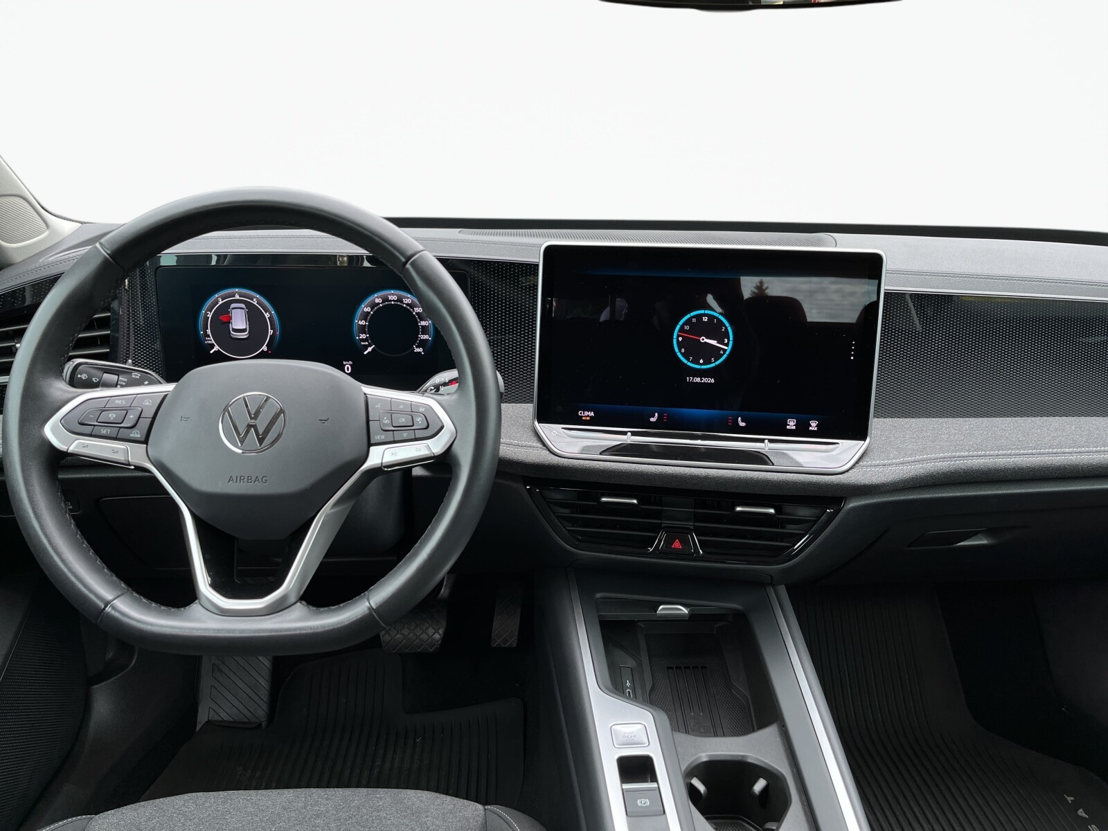 Volkswagen Passat Variant - zdjęcie 16