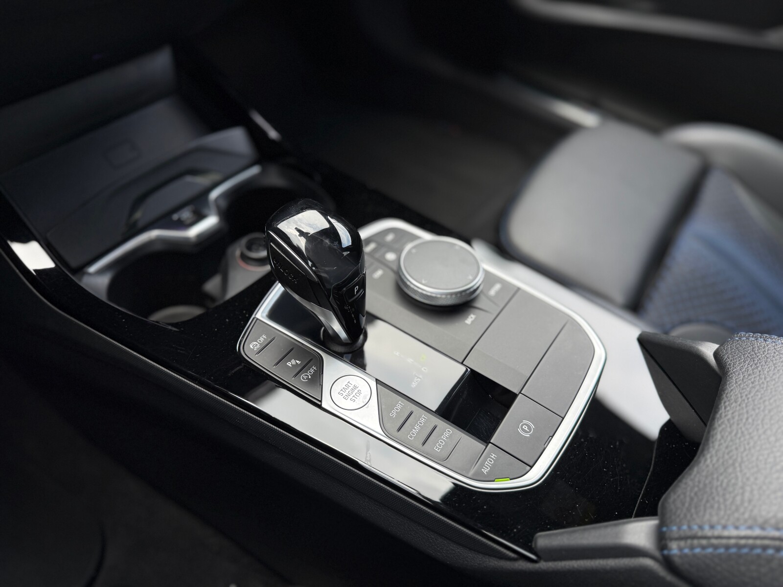 BMW 118 - zdjęcie 24