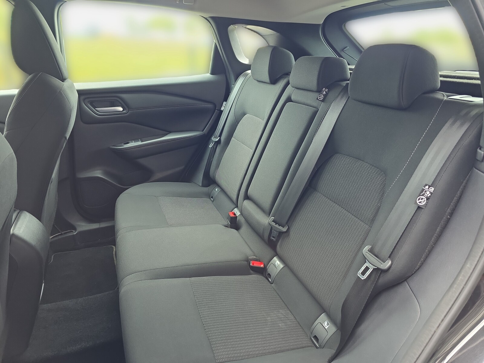 Nissan Qashqai - zdjęcie 27