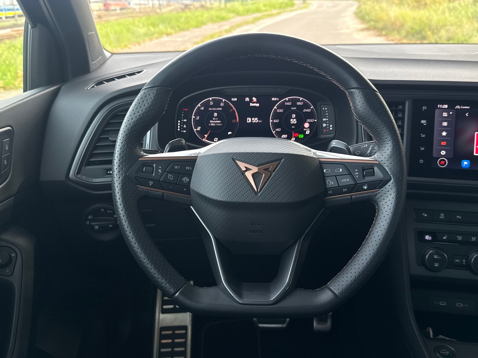 Cupra Ateca - zdjęcie 15