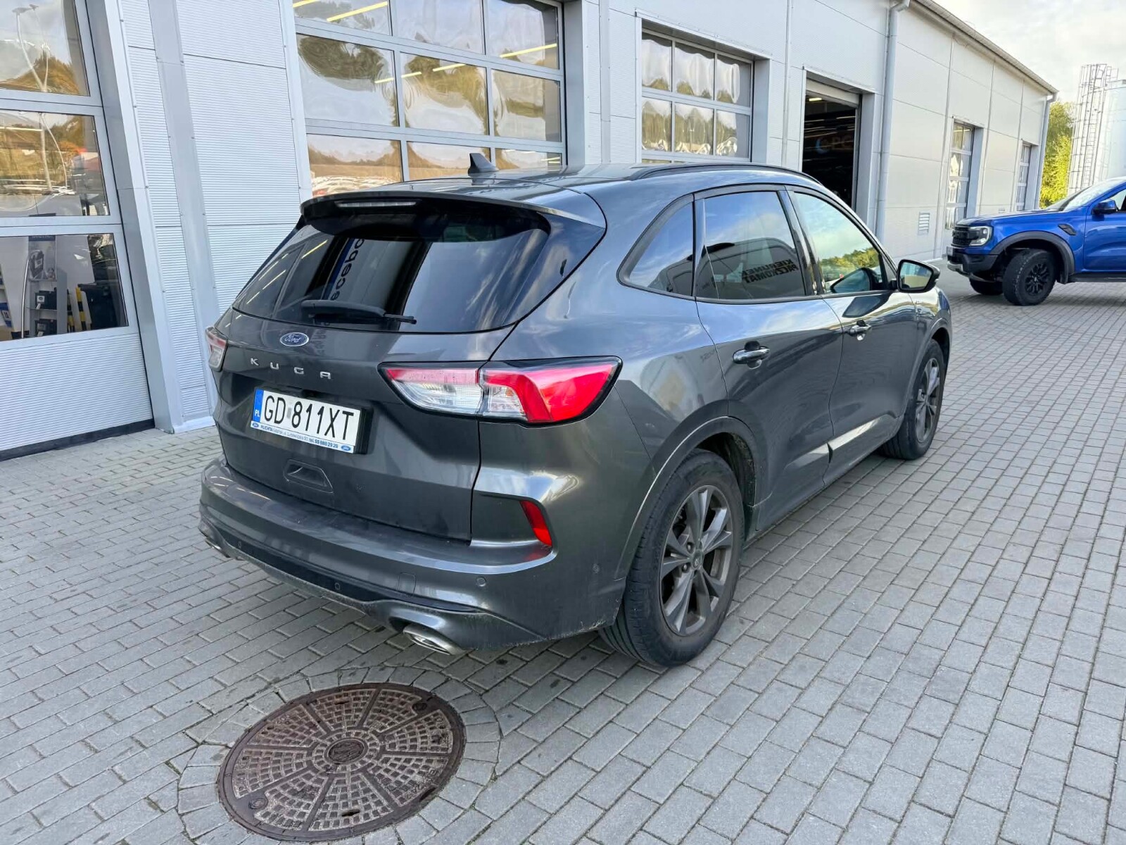 Ford Kuga - zdjęcie 2