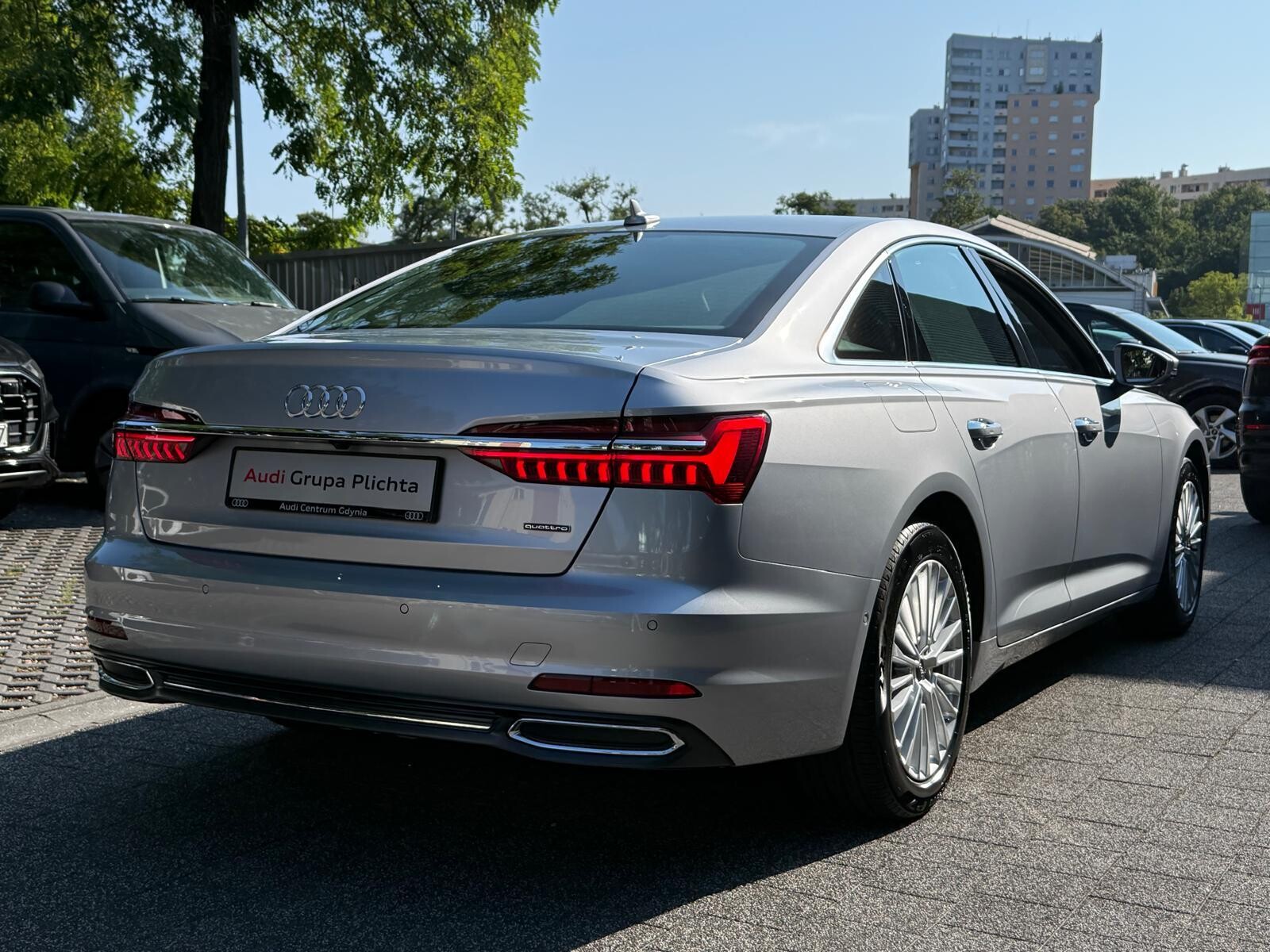 Audi A6 Limousine - zdjęcie 9