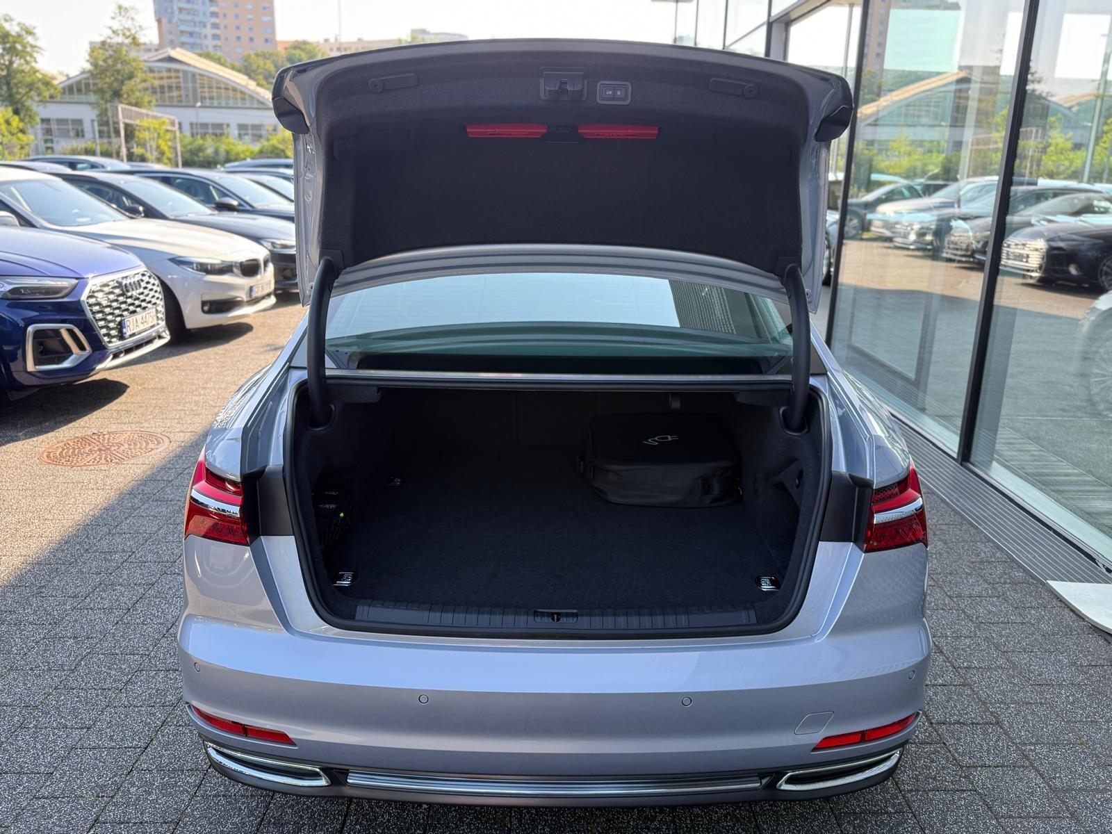 Audi A6 Limousine - zdjęcie 20