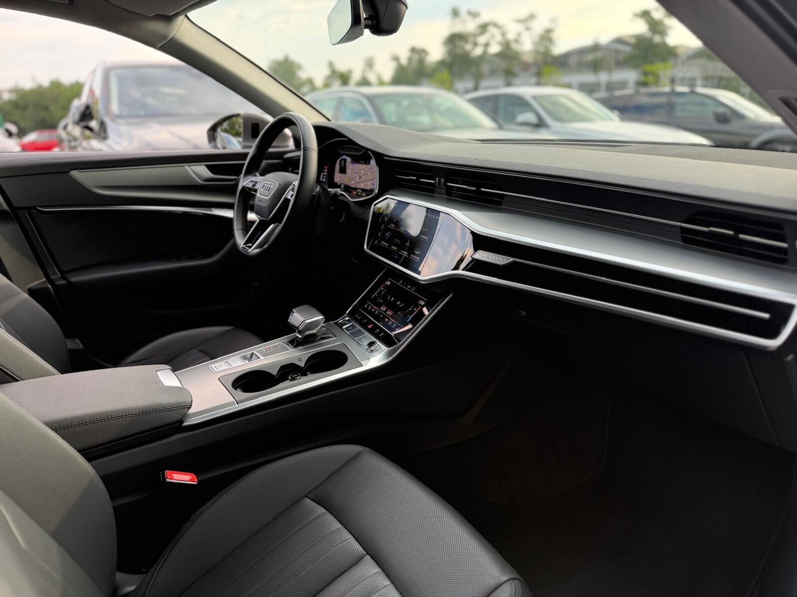 Audi A6 Avant - zdjęcie 21