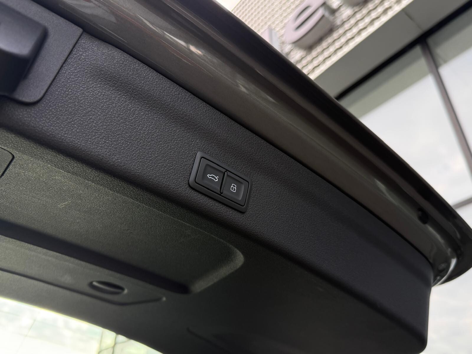 Audi A6 Avant - zdjęcie 19