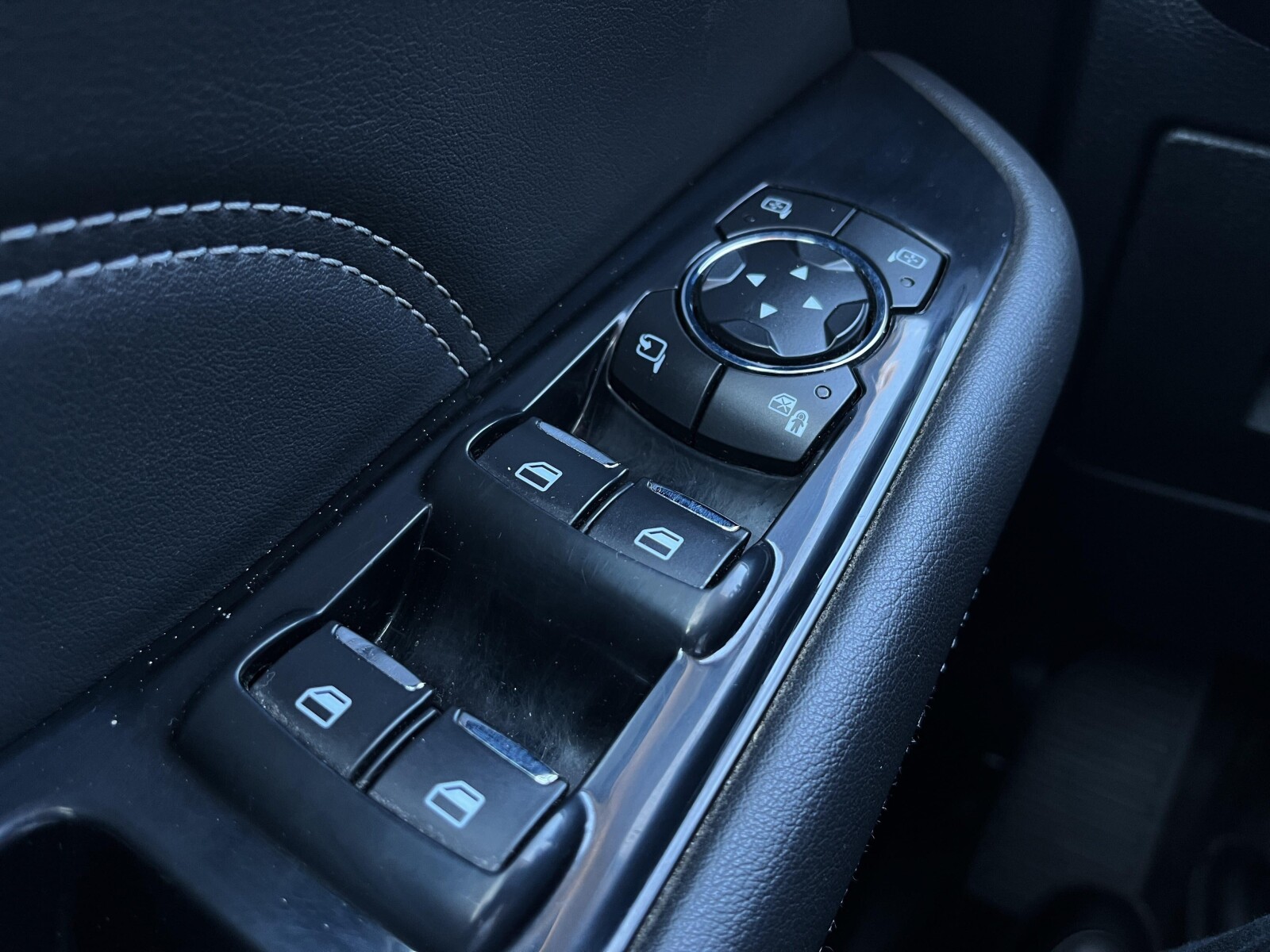 Ford S-MAX - zdjęcie 16